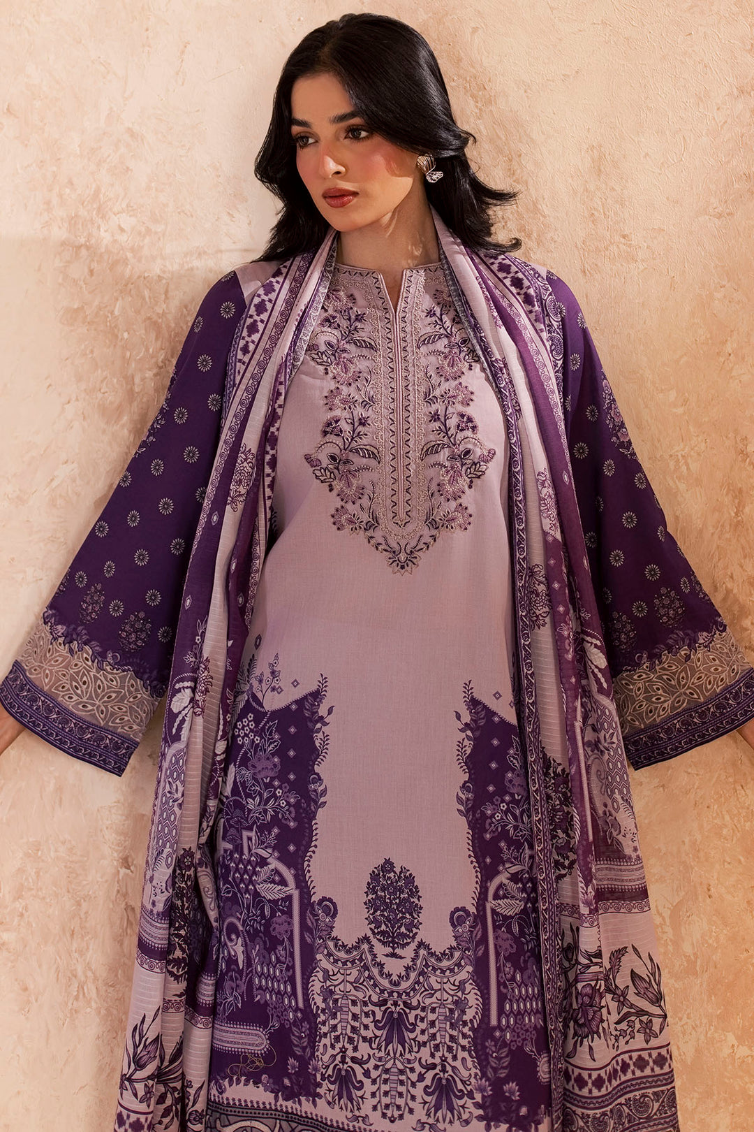 6153-ESMERA EMBROIDERED LAWN UNSTITCHED