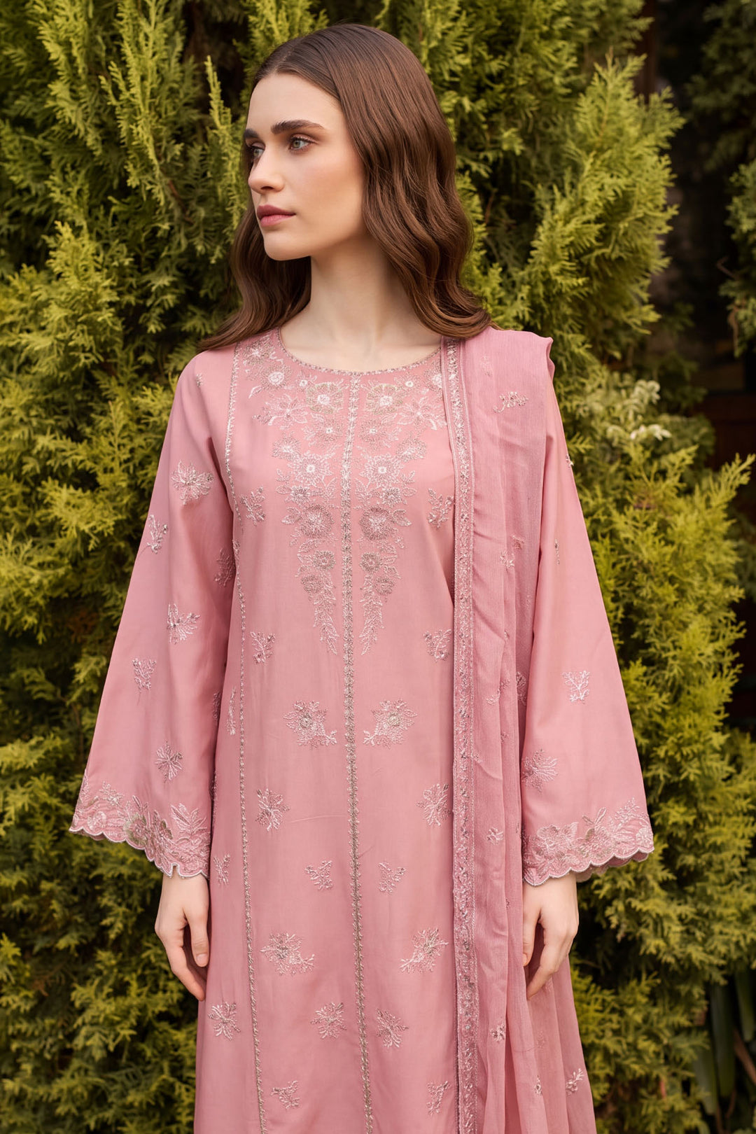 6179-AIRA EMBROIDERED CAMBRIC STITCHED
