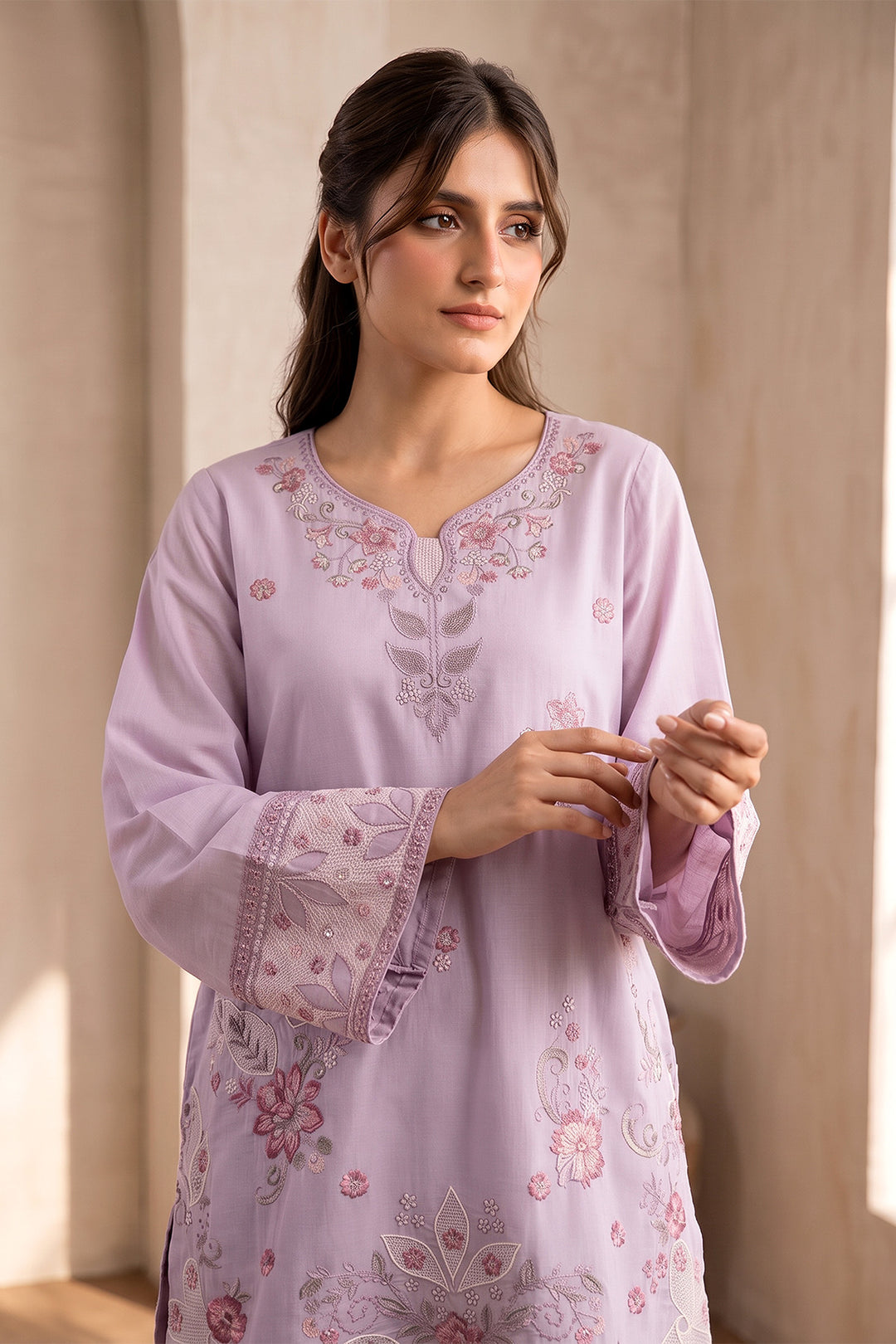 6230-SARAH EMBROIDERED LAWN STITCHED