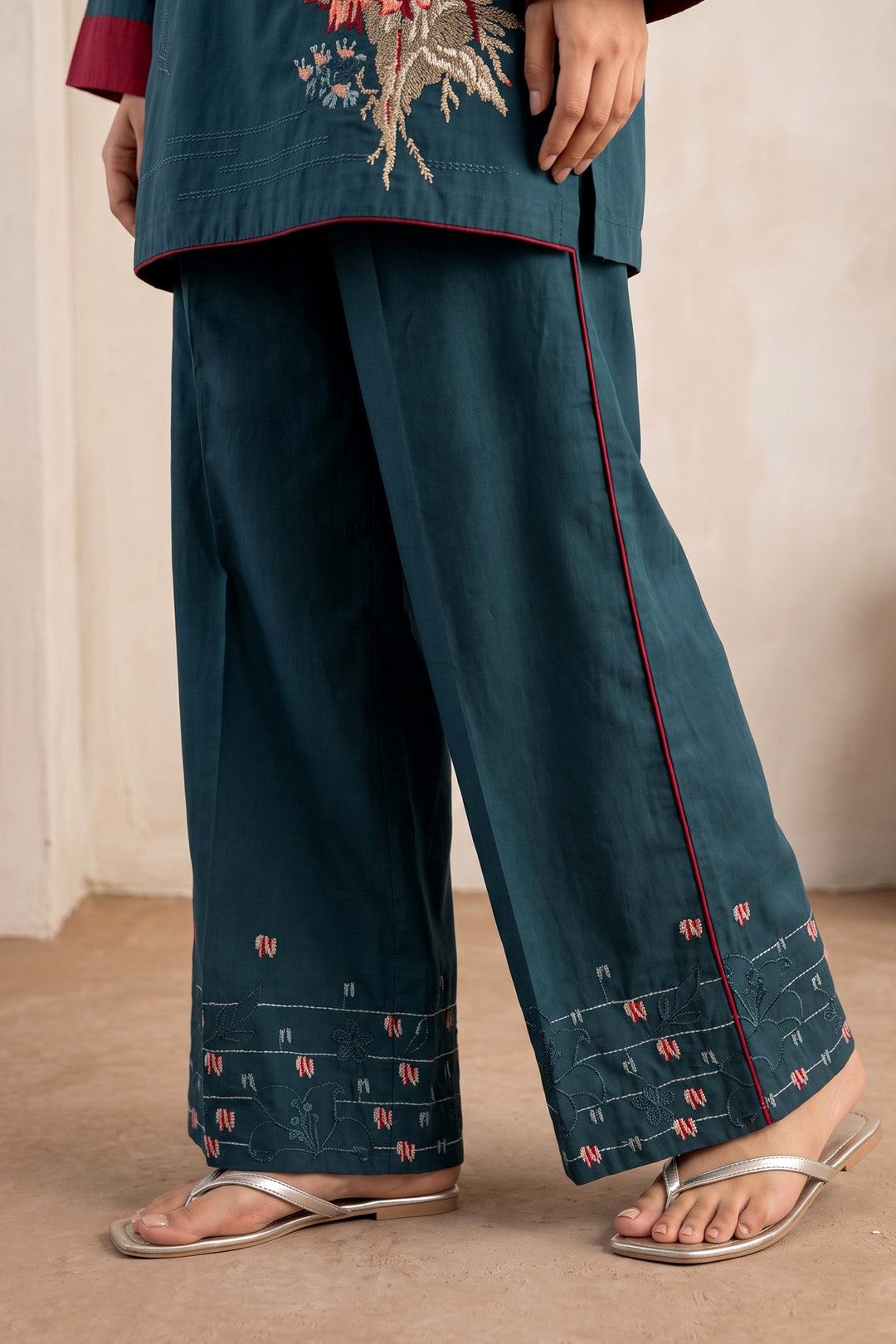 6233-MAYA EMBROIDERED LAWN STITCHED