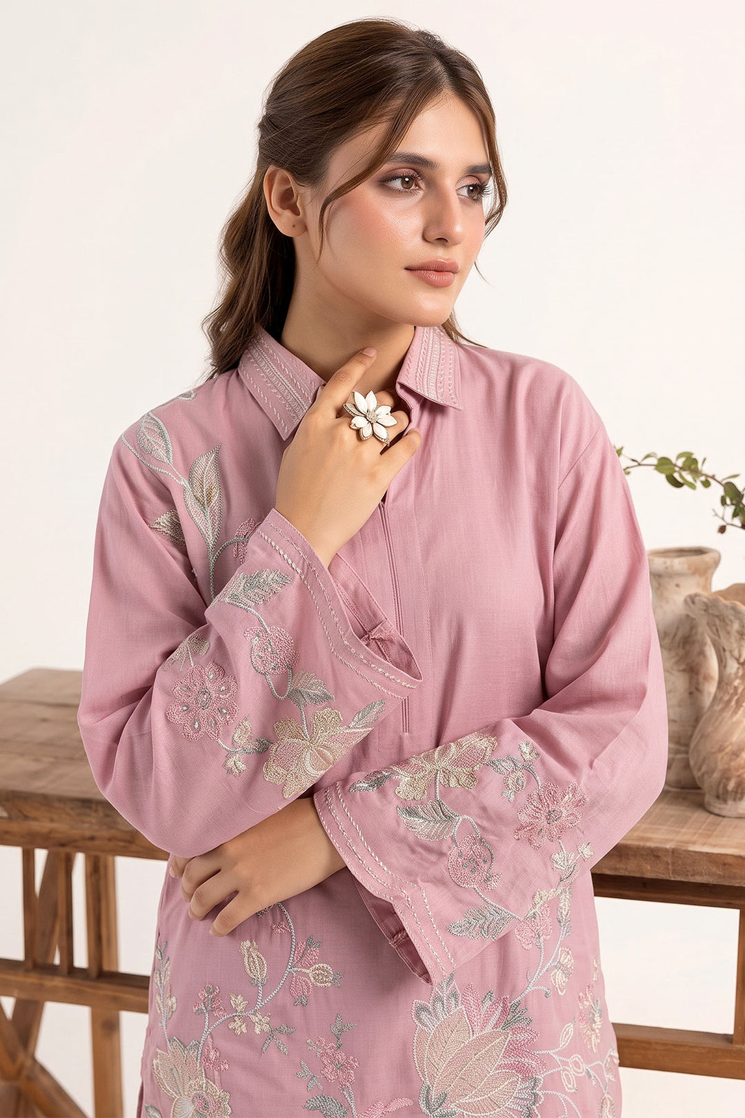 6239-ZURI EMBROIDERED LAWN STITCHED
