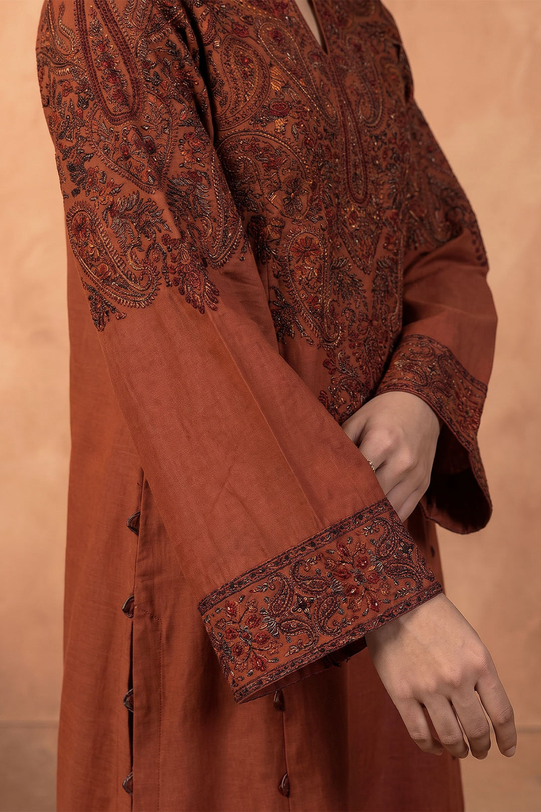 6276-IRIS EMBROIDERED KHADDAR STITCHED