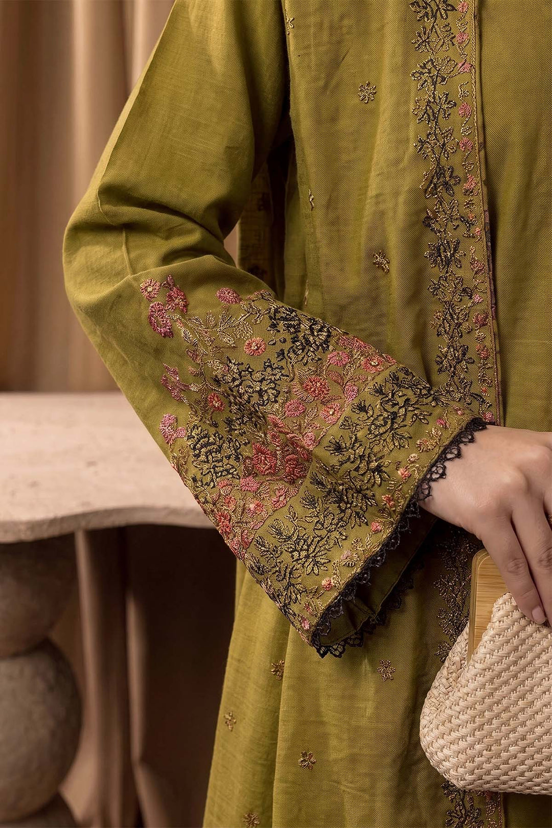 6283-NAZ EMBROIDERED KHADDAR UNSTITCHED