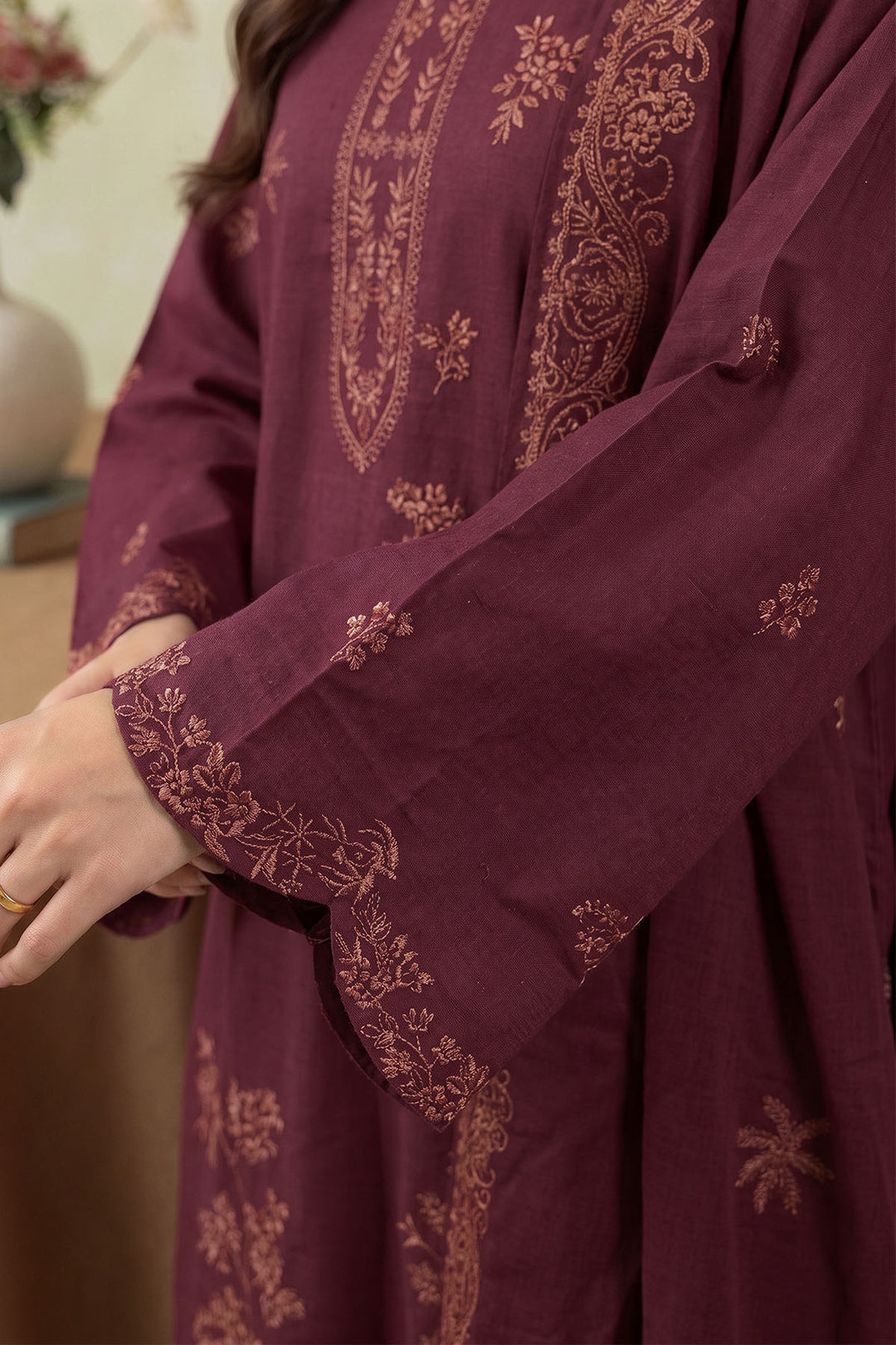6286-YUNA EMBROIDERED KHADDAR STITCHED