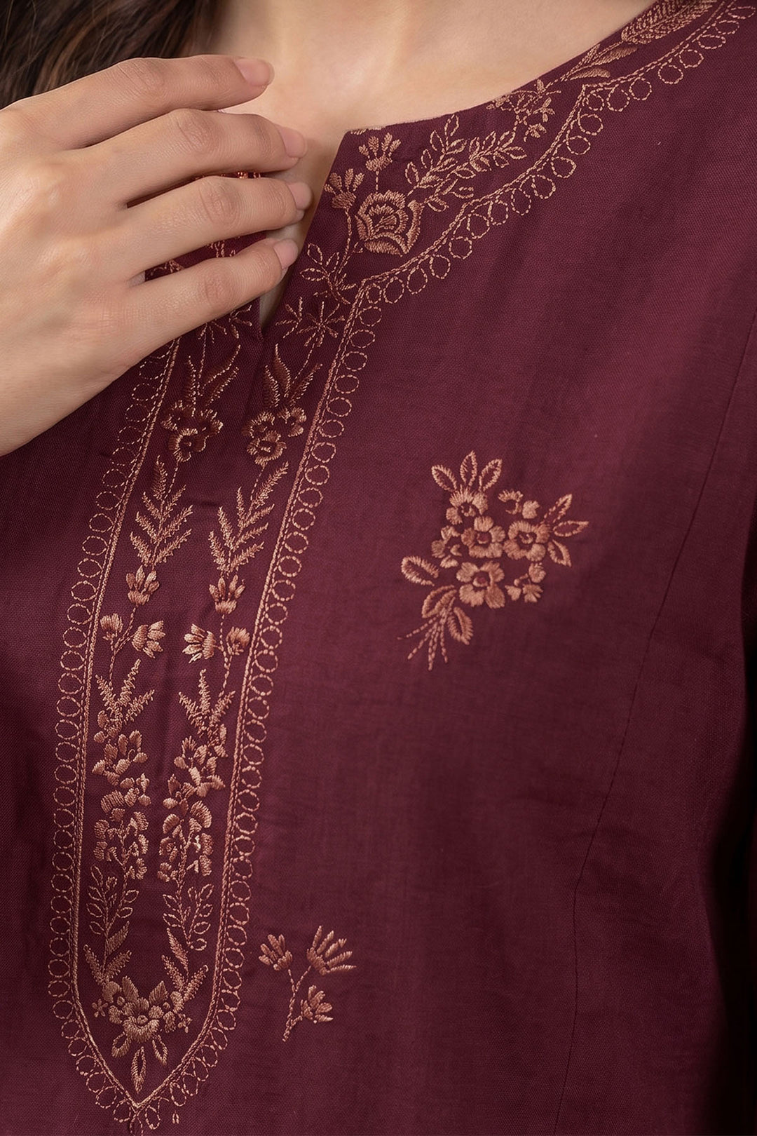 6286-YUNA EMBROIDERED KHADDAR STITCHED