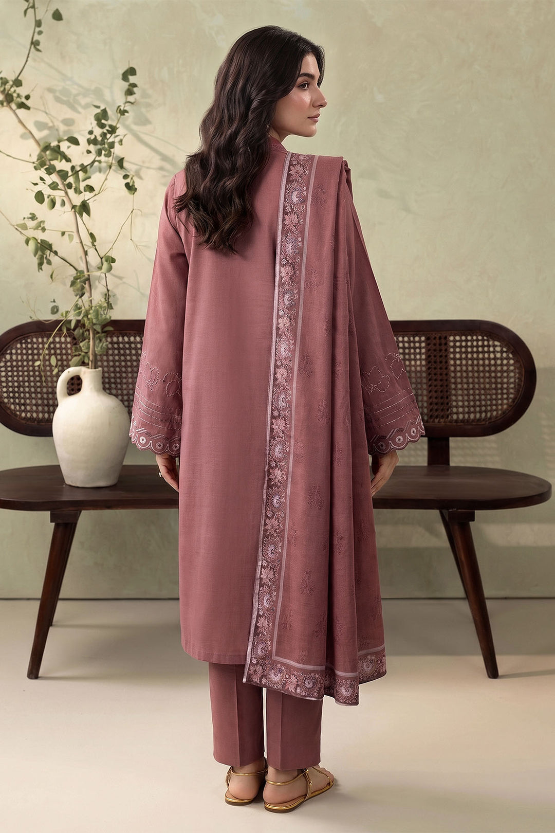6289-UZMI EMBROIDERED KHADDAR STITCHED