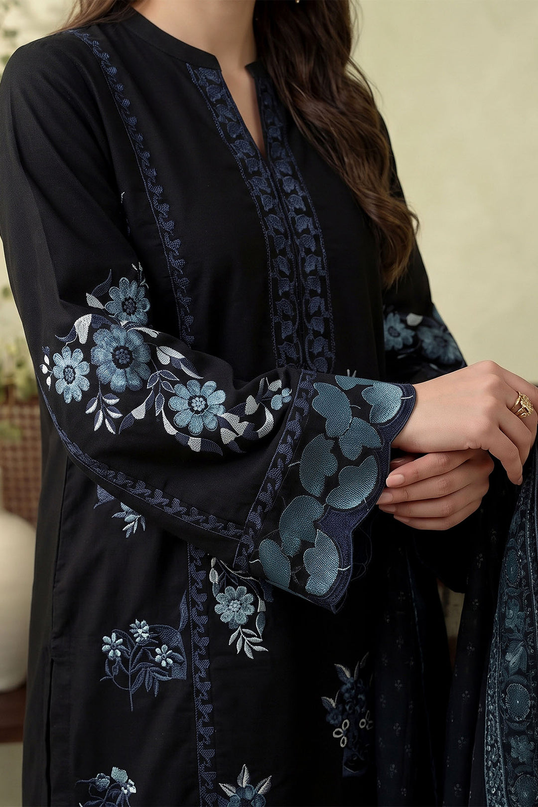 6294-AELA EMBROIDERED KHADDAR STITCHED