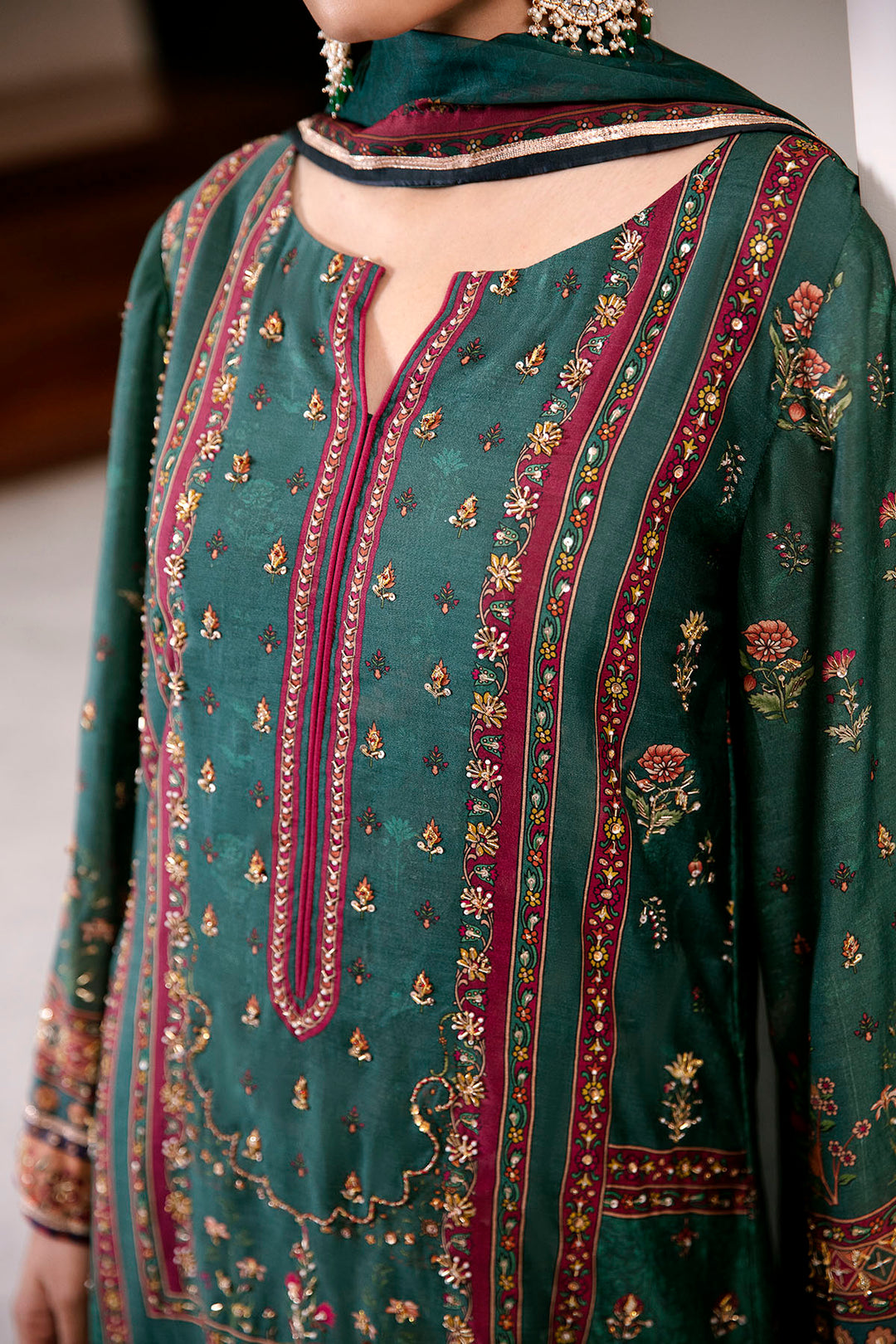 0021-ETERNAL-AURA DIGITAL PRINTED COTTON SILK STITCHED