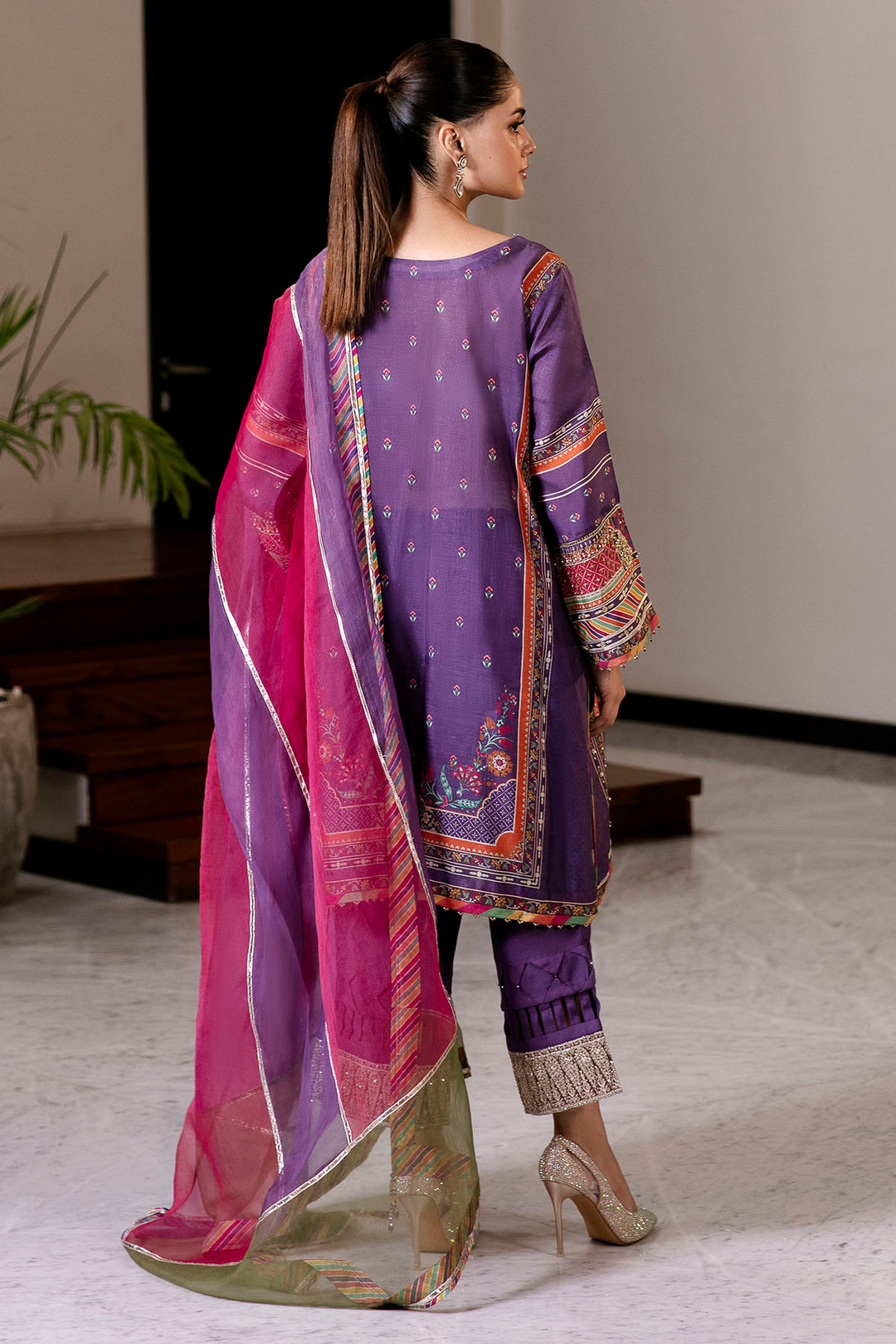 0023-SILKEN-REVERIE DIGITAL PRINTED COTTON SILK STITCHED