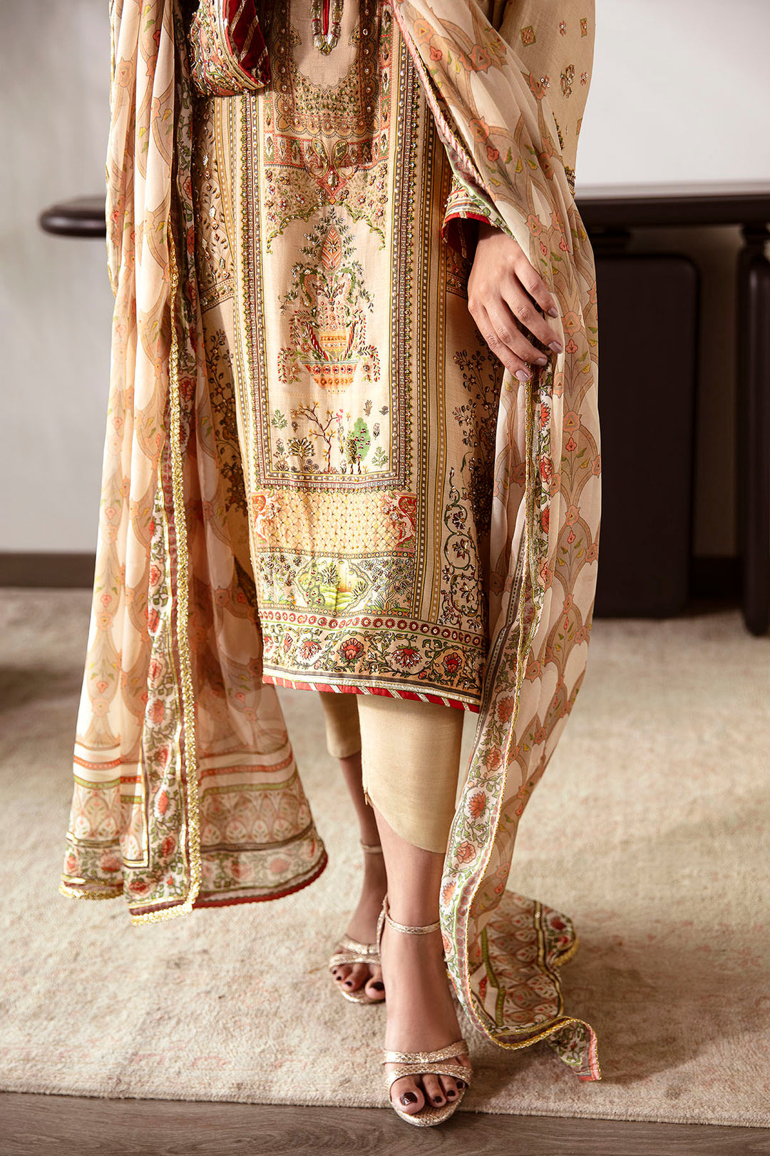 0028-REGAL-BEAUTY DIGITAL PRINTED COTTON SILK STITCHED