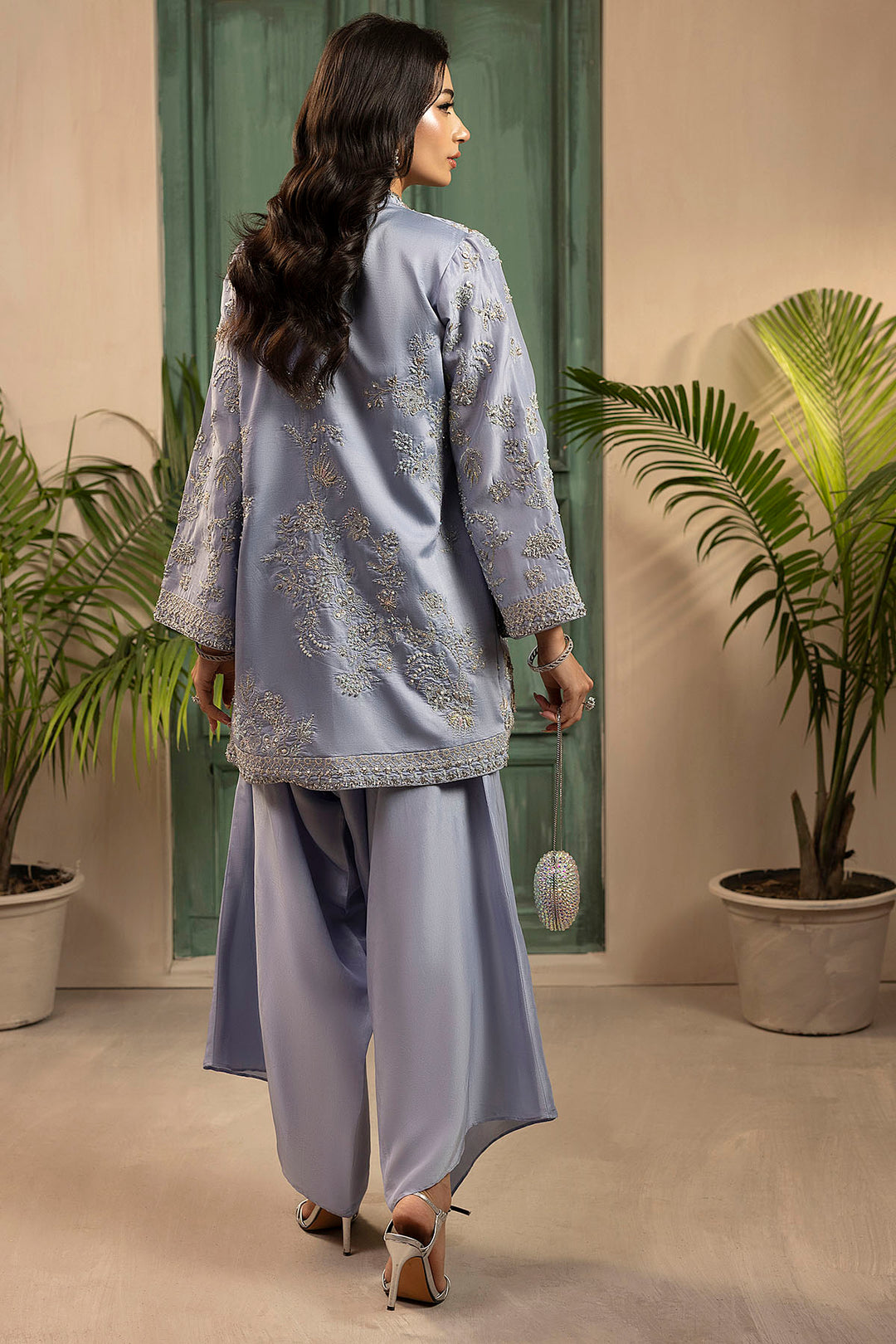 0075-MAHVEEN HAND EMBELLISHED SEESHA SILK STITCHED