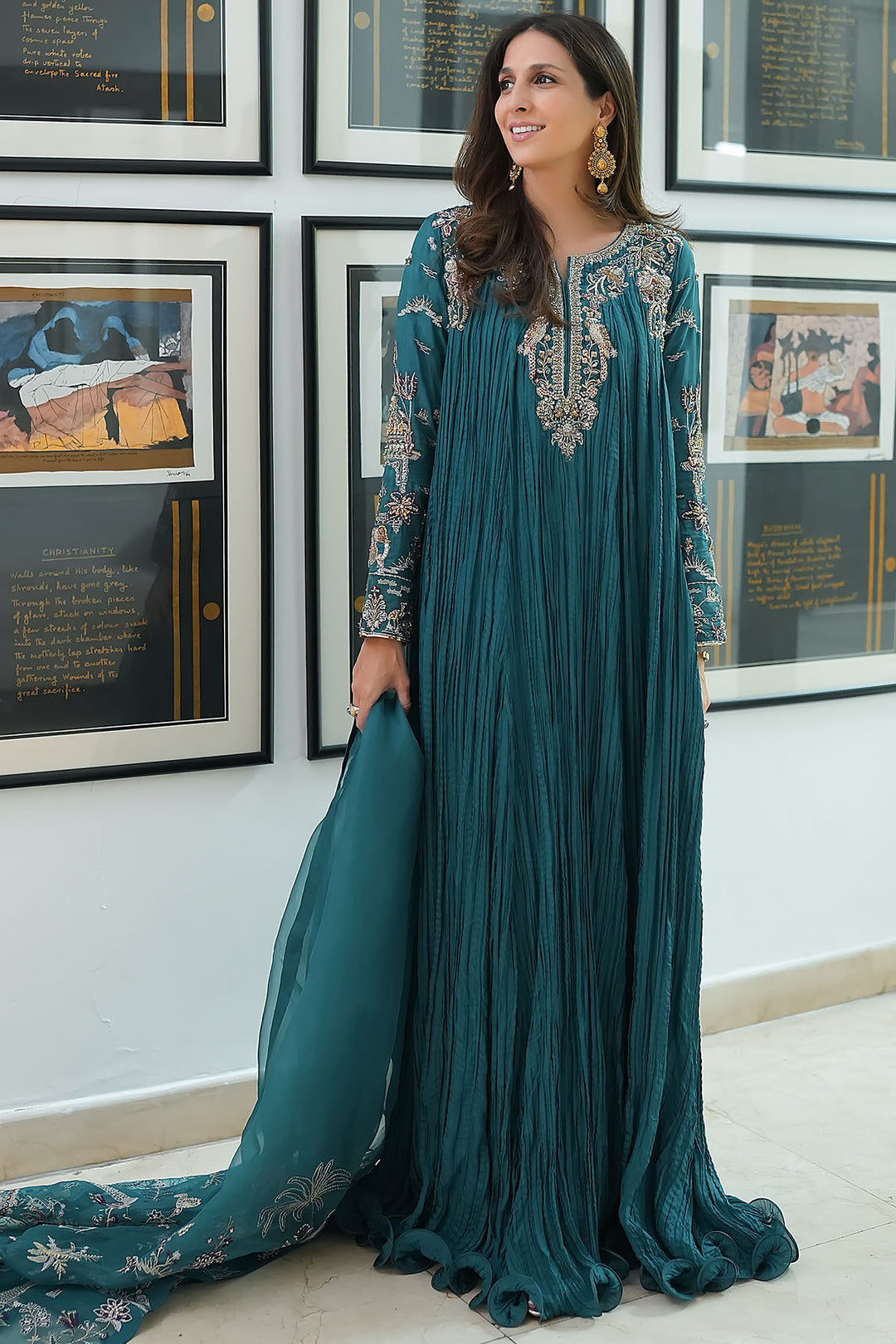 Buy Pakistani Designer Dresses Online at Motifz | Luxury Pret | Motifz Buy Pakistani Designer Dresses Online at Motifz | Luxury Pret | Motifz