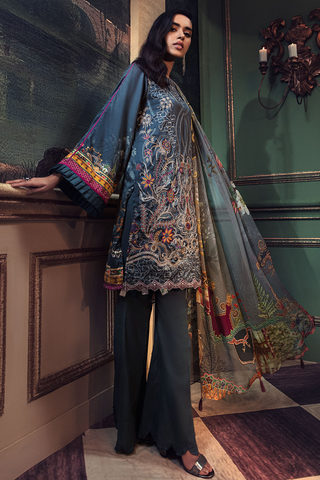 2667-FOSSIL EMBROIDERED COTTON SATIN UNSTITCHED
