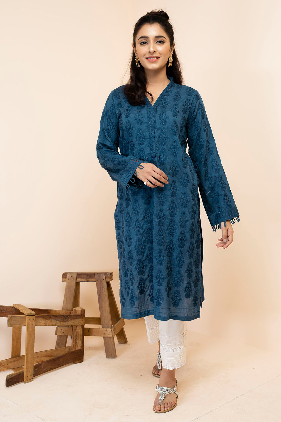2504-GROOVY-ZINK EMBROIDERED LAWN STITCHED