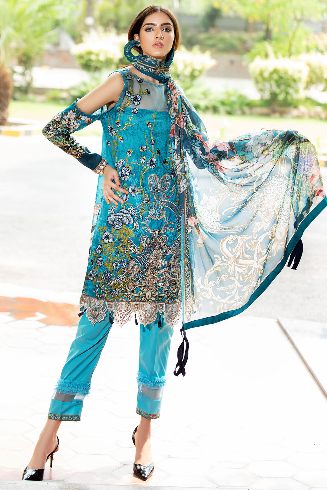 2598-BLUE-SAPPHIRE DIGITAL PRINTED LAWN UNSTITCHED