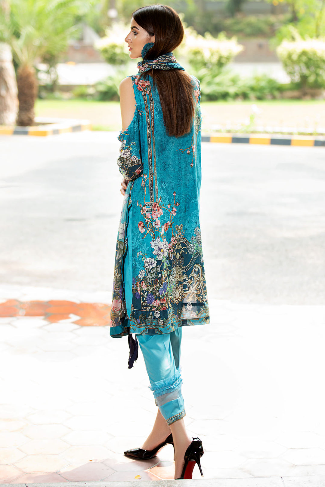 2598-BLUE-SAPPHIRE DIGITAL PRINTED LAWN UNSTITCHED