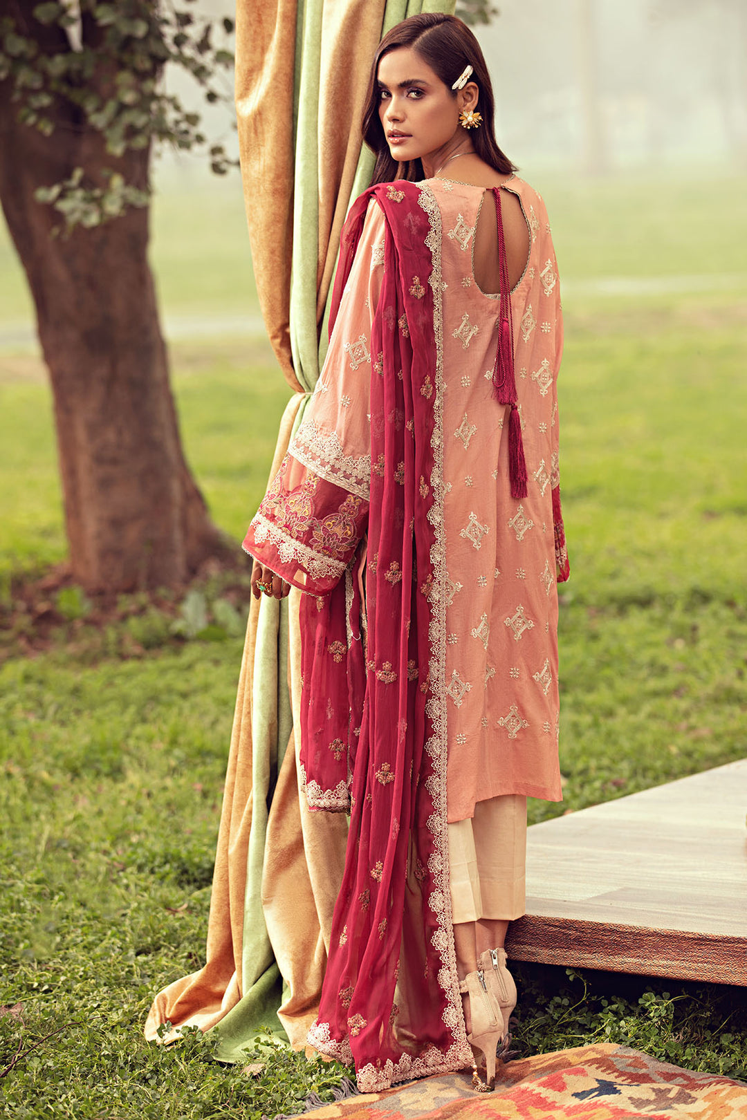 2801-CORAL-PINK EMBROIDERED LAWN UNSTITCHED
