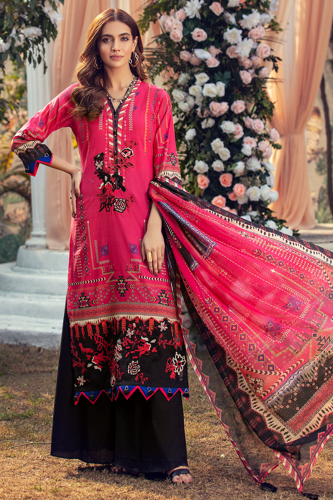 2817-ELECTRIC-PINK DIGITAL PRINTED LAWN UNSTITCHED