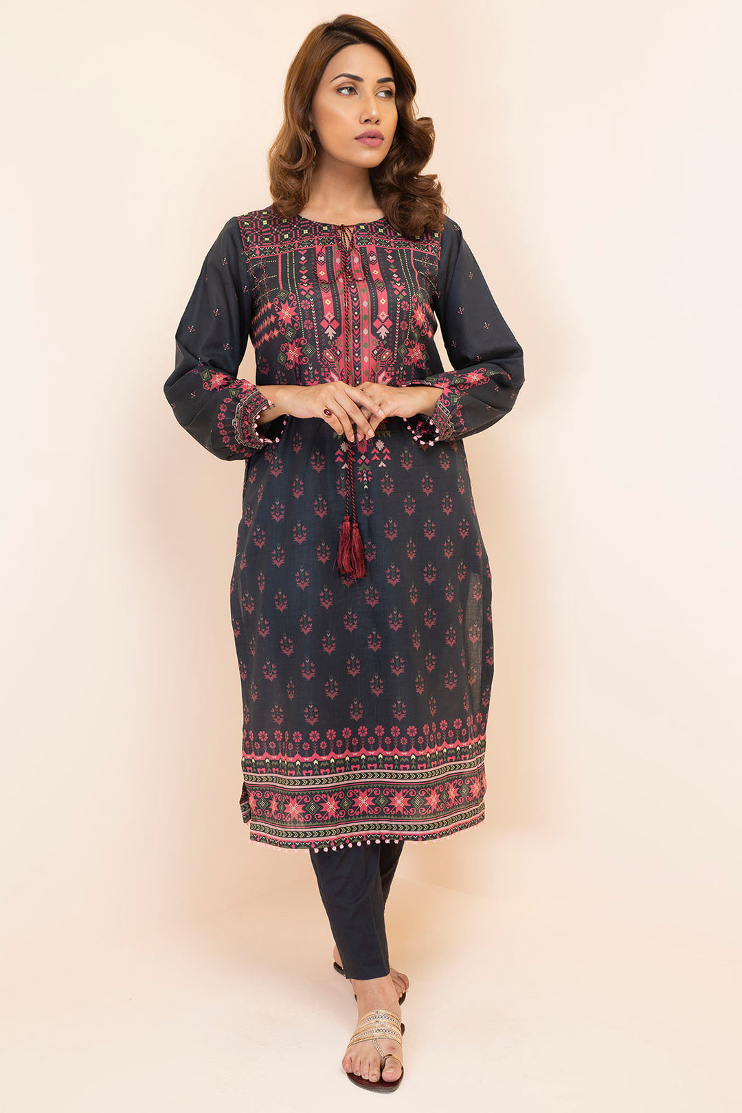 2858-BLACK-STICH DIGITAL PRINTED LAWN STITCHED