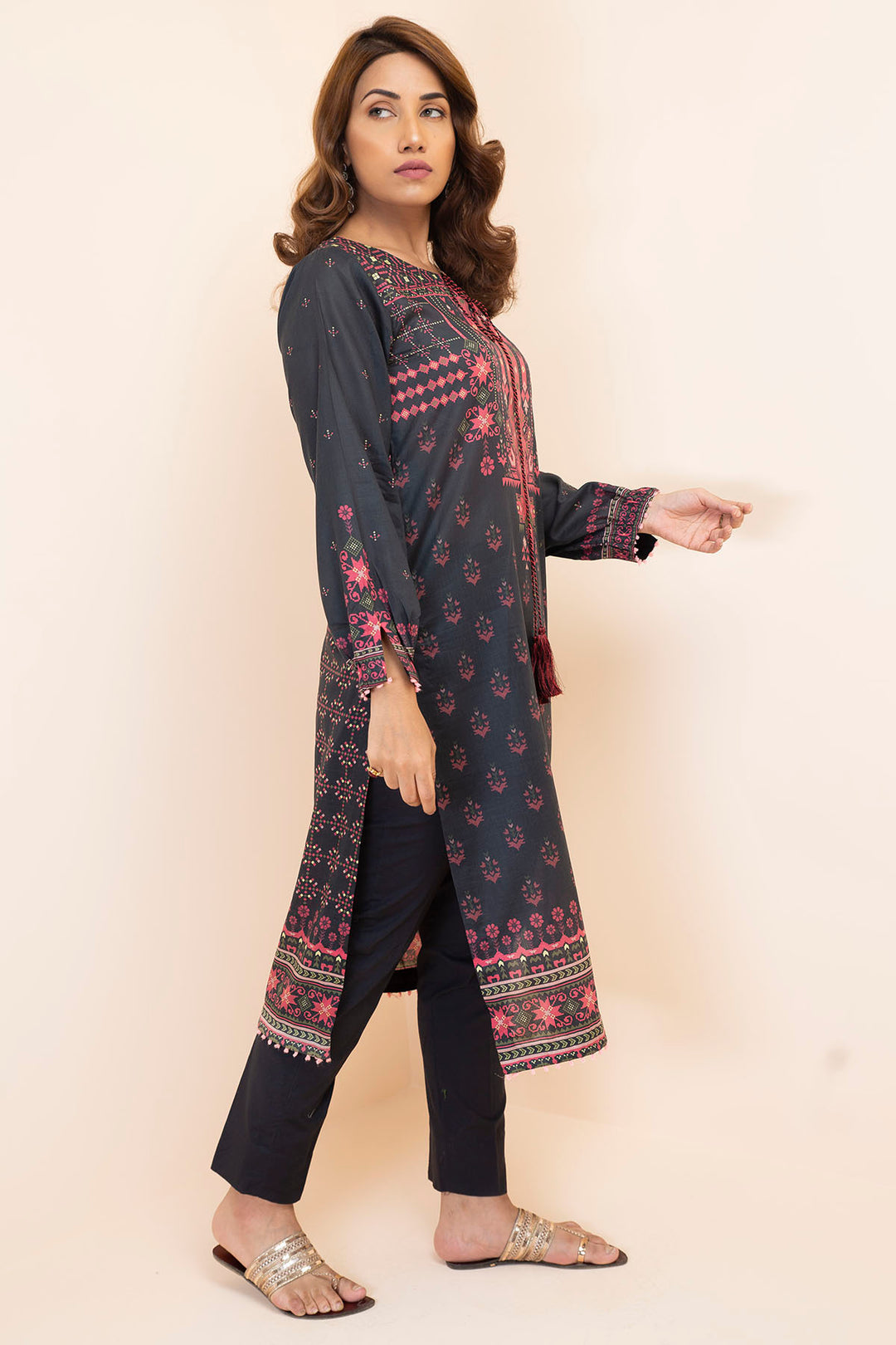 2858-BLACK-STICH DIGITAL PRINTED LAWN STITCHED