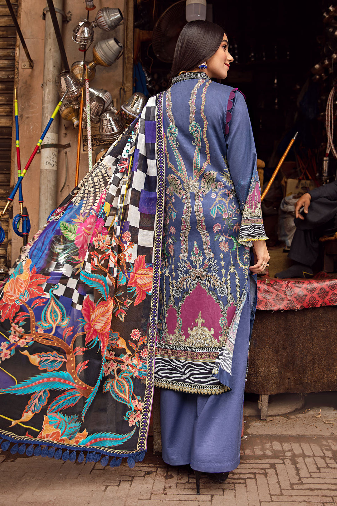 2876-ROYAL-SNOW DIGITAL PRINTED LAWN UNSTITCHED