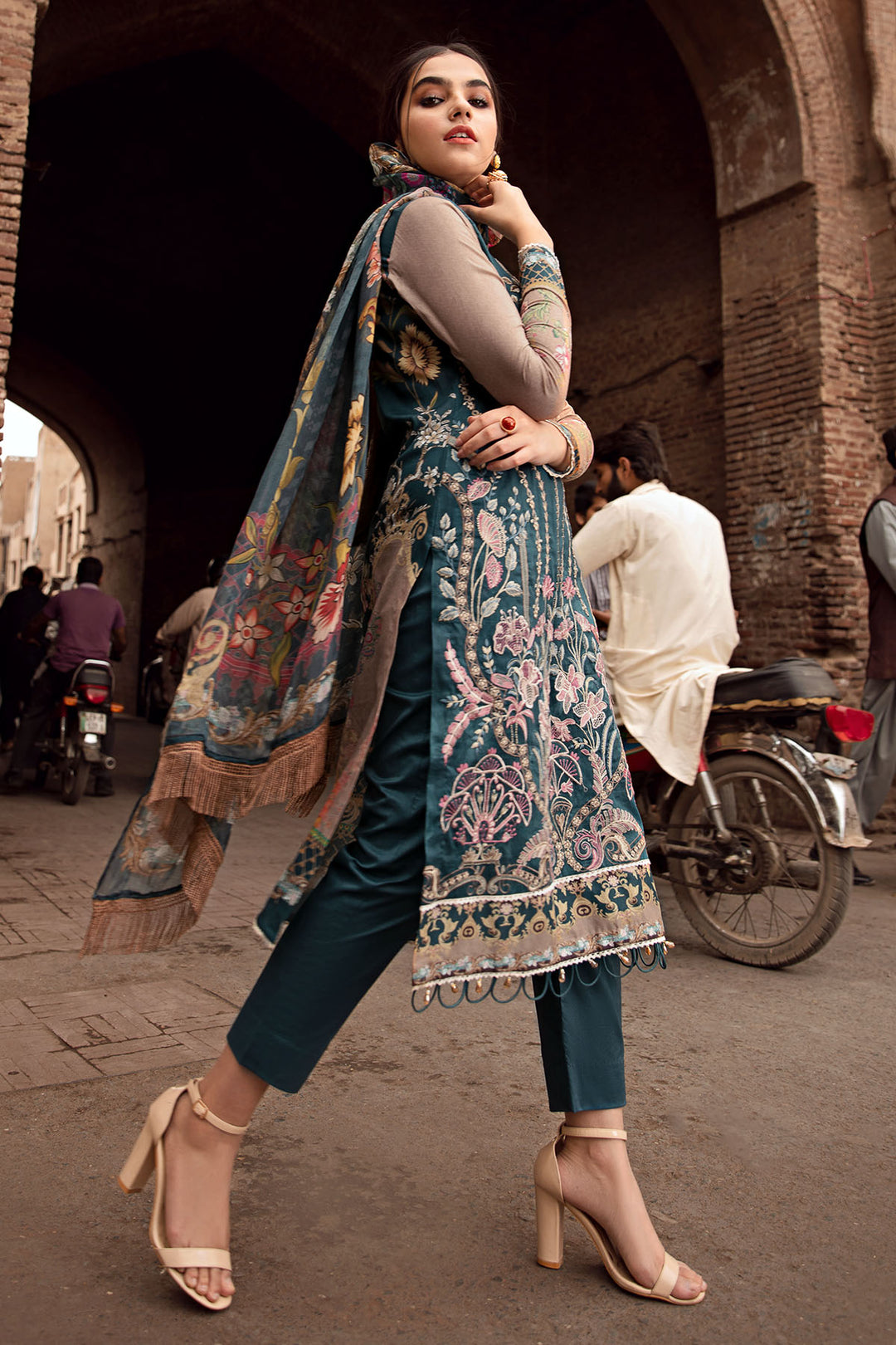 2877-FIONA DIGITAL PRINTED LAWN UNSTITCHED