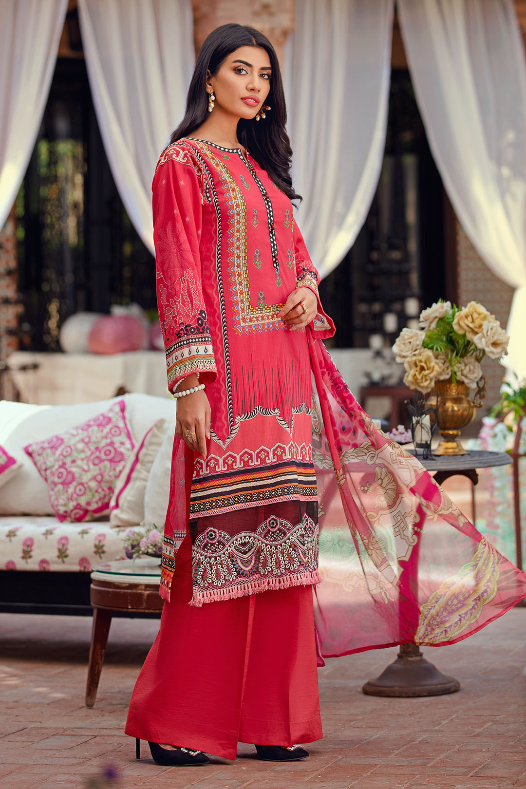 2904-MANDARIN DIGITAL PRINTED LAWN UNSTITCHED