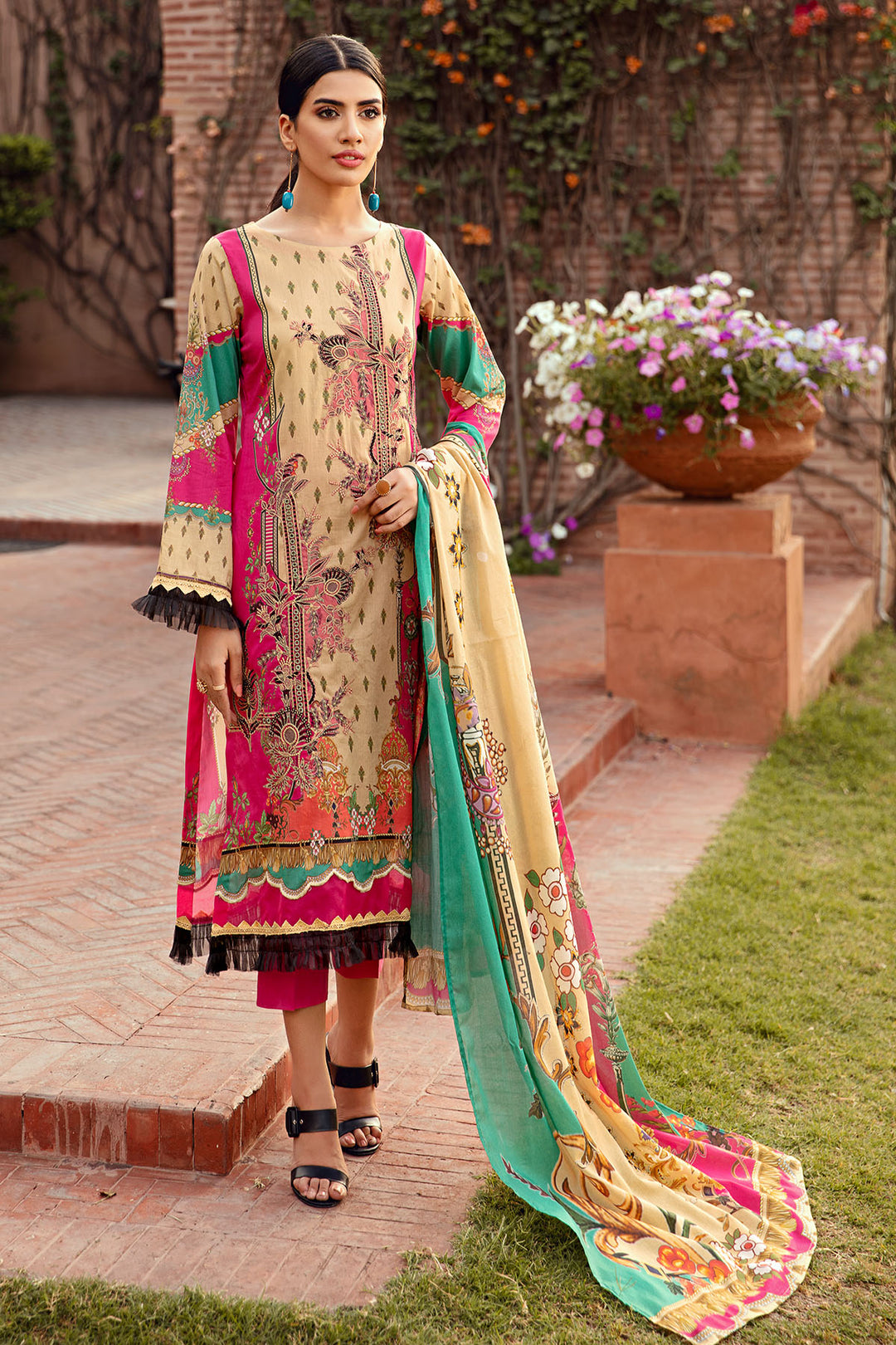 2905-AURORA DIGITAL PRINTED LAWN UNSTITCHED