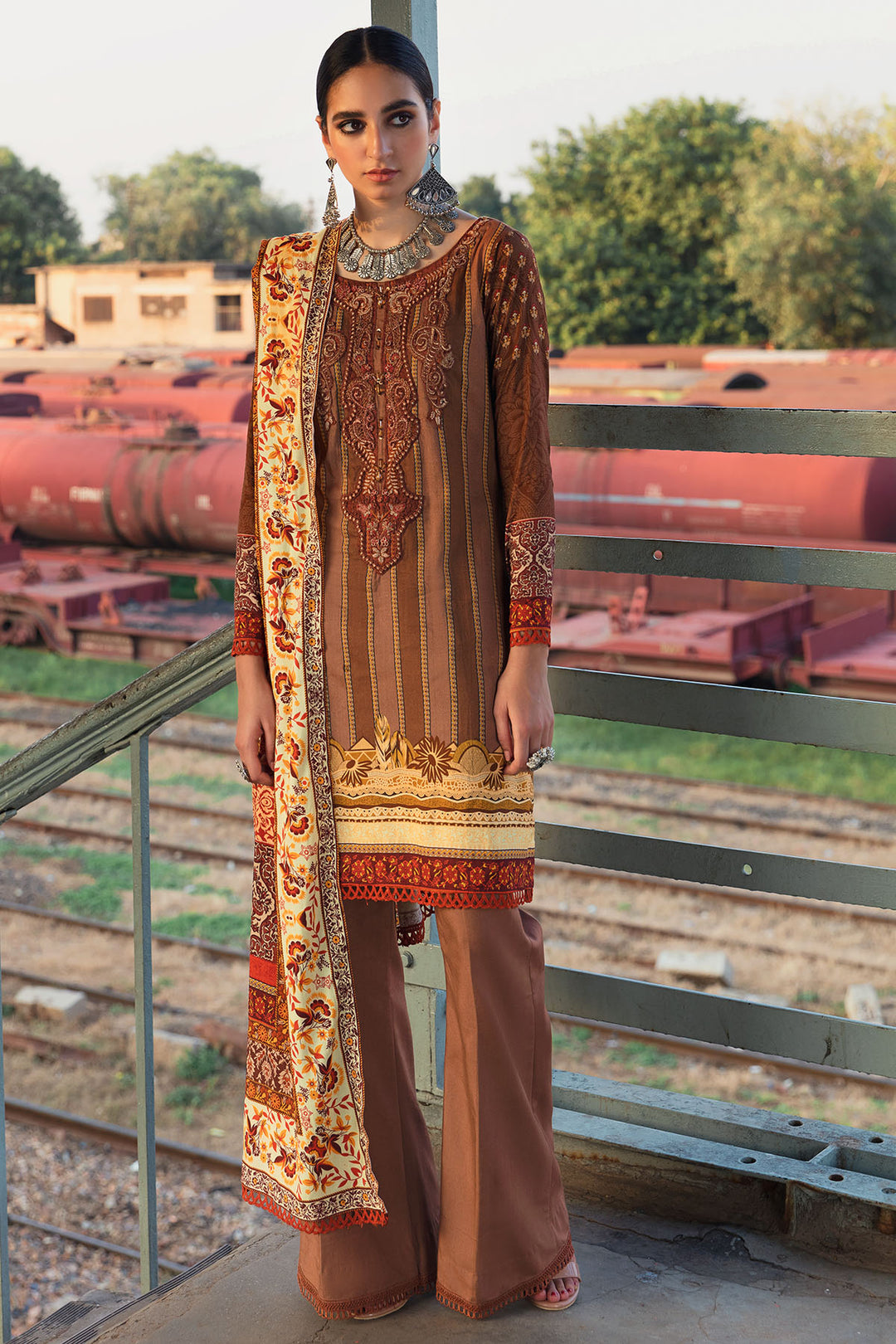 3083-VICTORIAN DIGITAL PRINTED LINEN UNSTITCHED