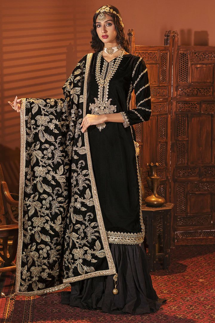 3166-ANJUMAN EMBROIDERED VELVET UNSTITCHED