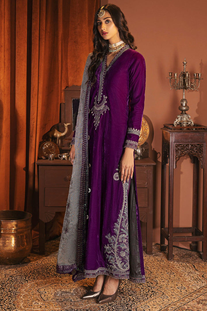 3168-MEHAR-UN-NISA EMBROIDERED VELVET UNSTITCHED