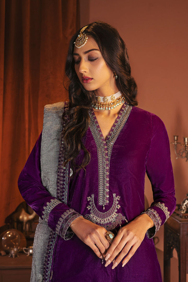 3168-MEHAR-UN-NISA EMBROIDERED VELVET UNSTITCHED