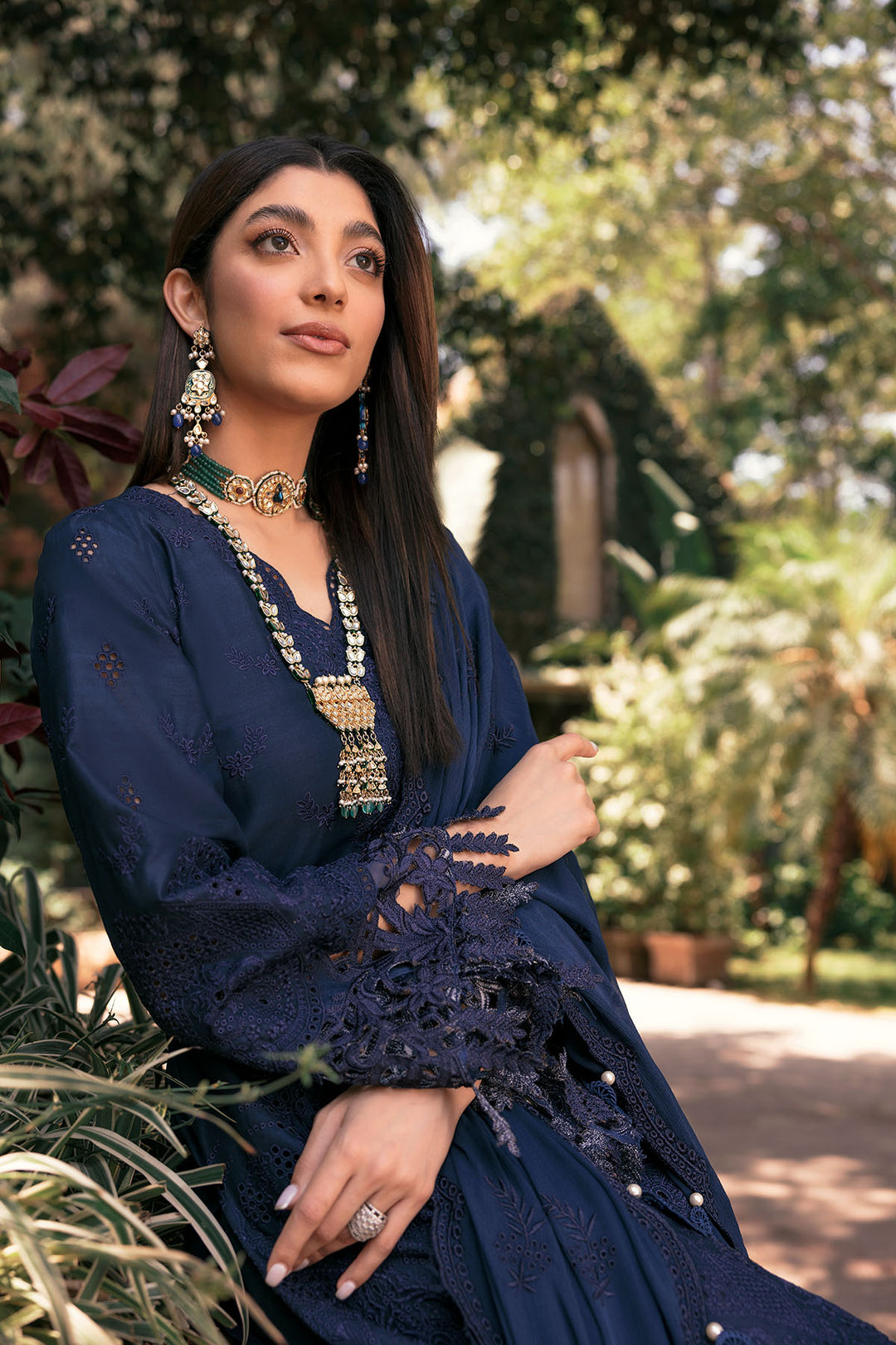 3381-GULAB EMBROIDERED LAWN UNSTITCHED