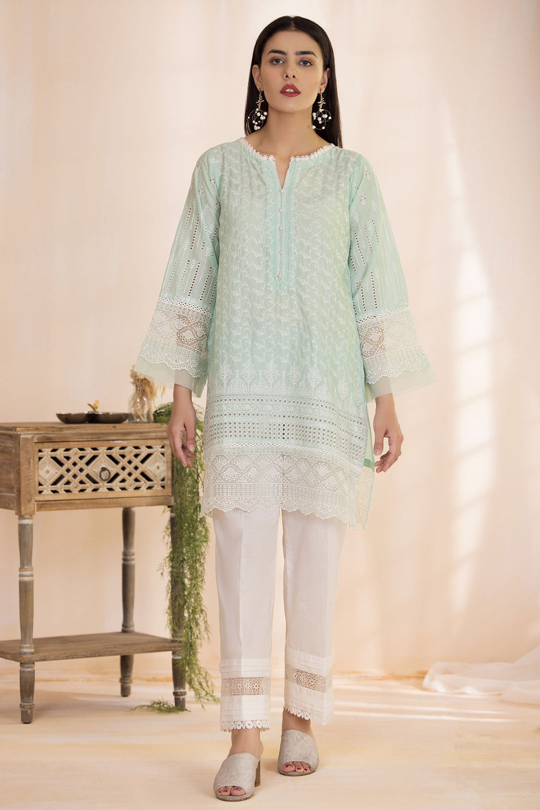 3401-ROSE-WOOD EMBROIDERED SCHIFFLI LAWN STITCHED