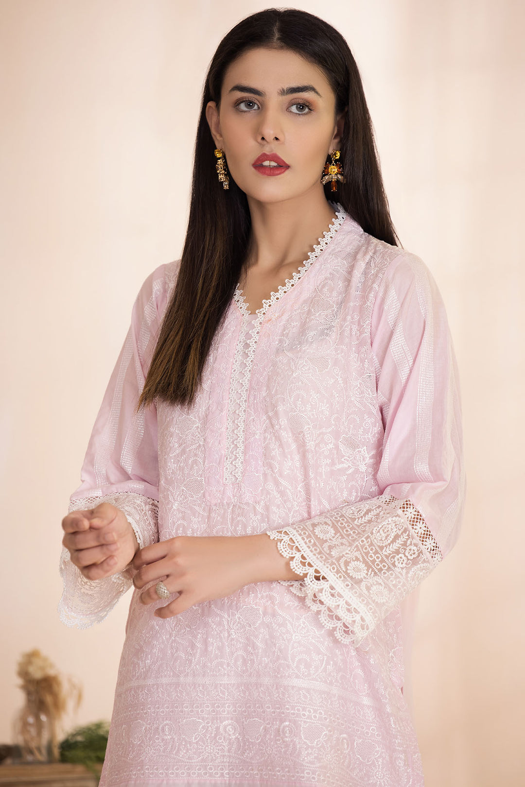 3402-BLISSFUL EMBROIDERED SCHIFFLI LAWN STITCHED