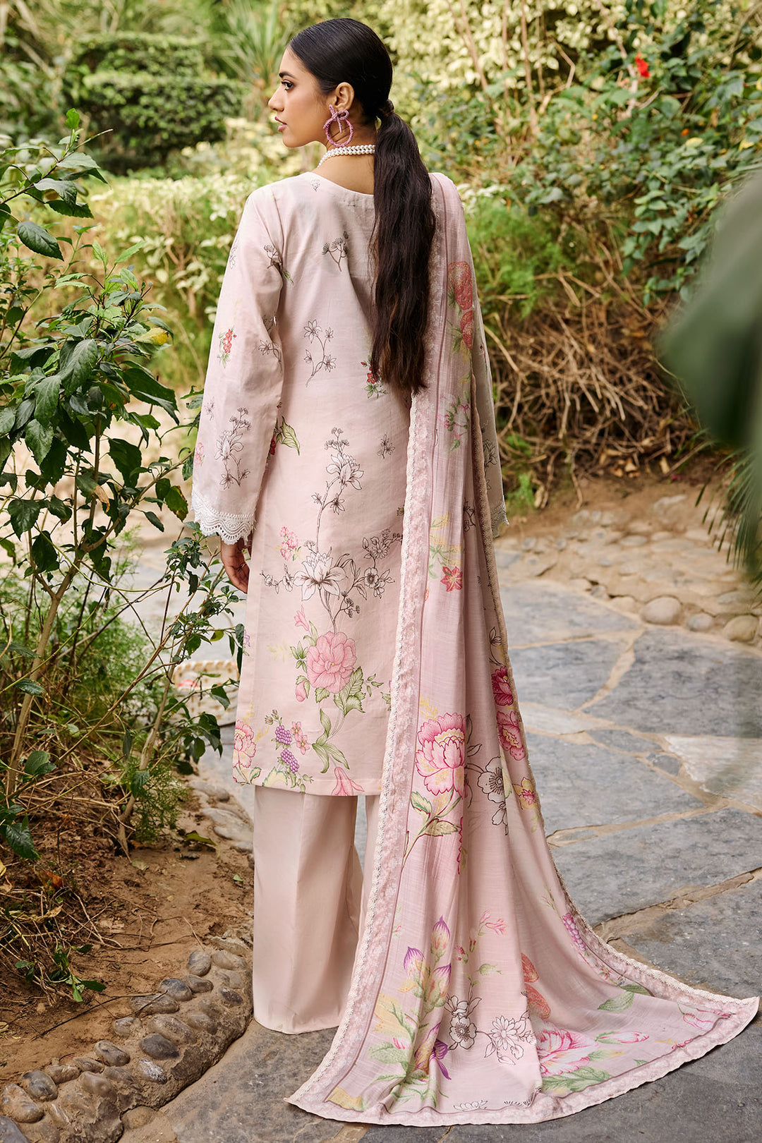3535-EGGSHELL DIGITAL PRINTED LAWN UNSTITCHED