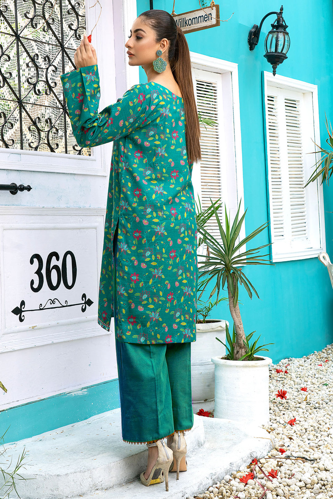 3583-TOONA DIGITAL PRINTED KHADDAR UNSTITCHED