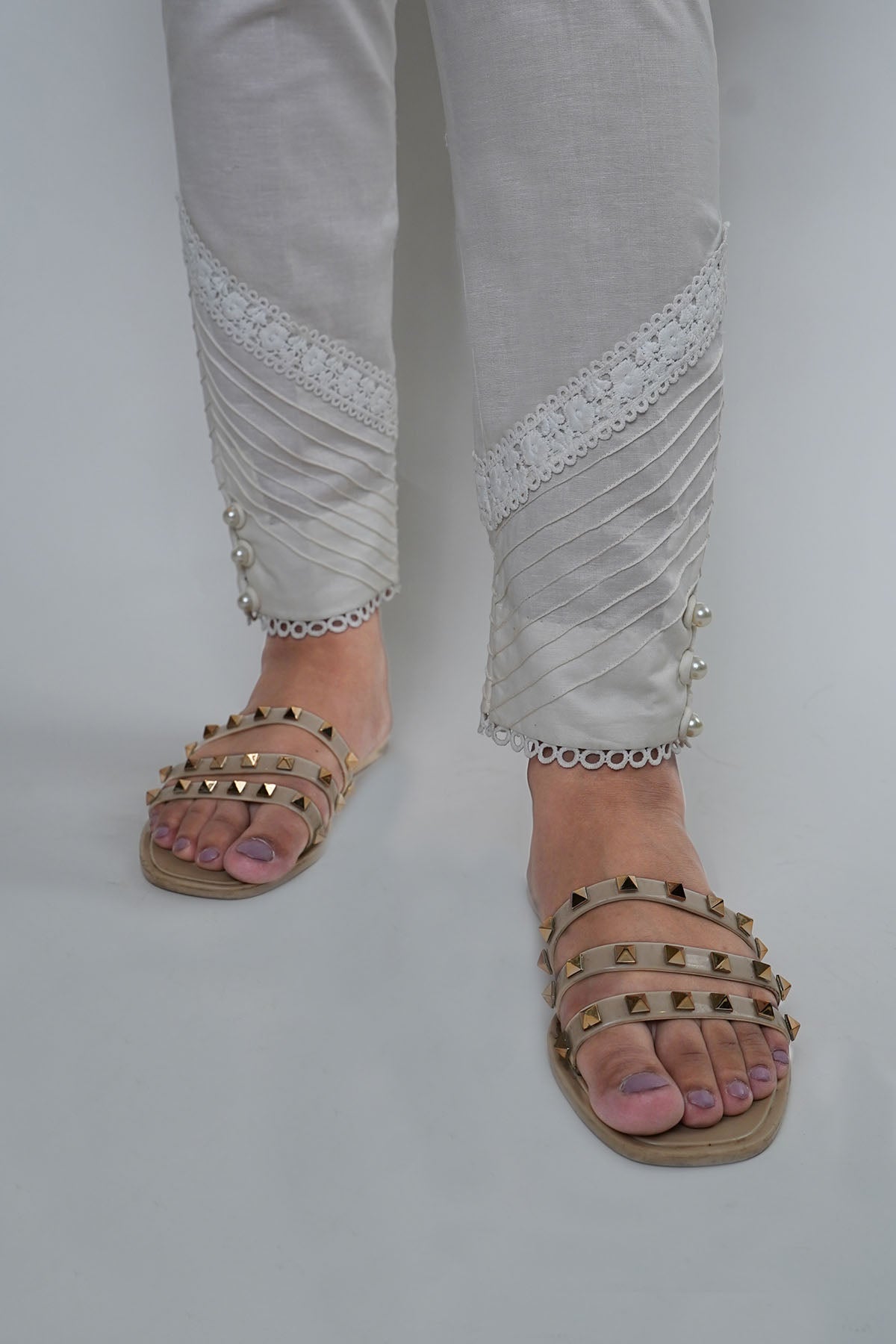 Off White Chanderi Straight Pant With Embroidered Borders And Sequins at  Soch