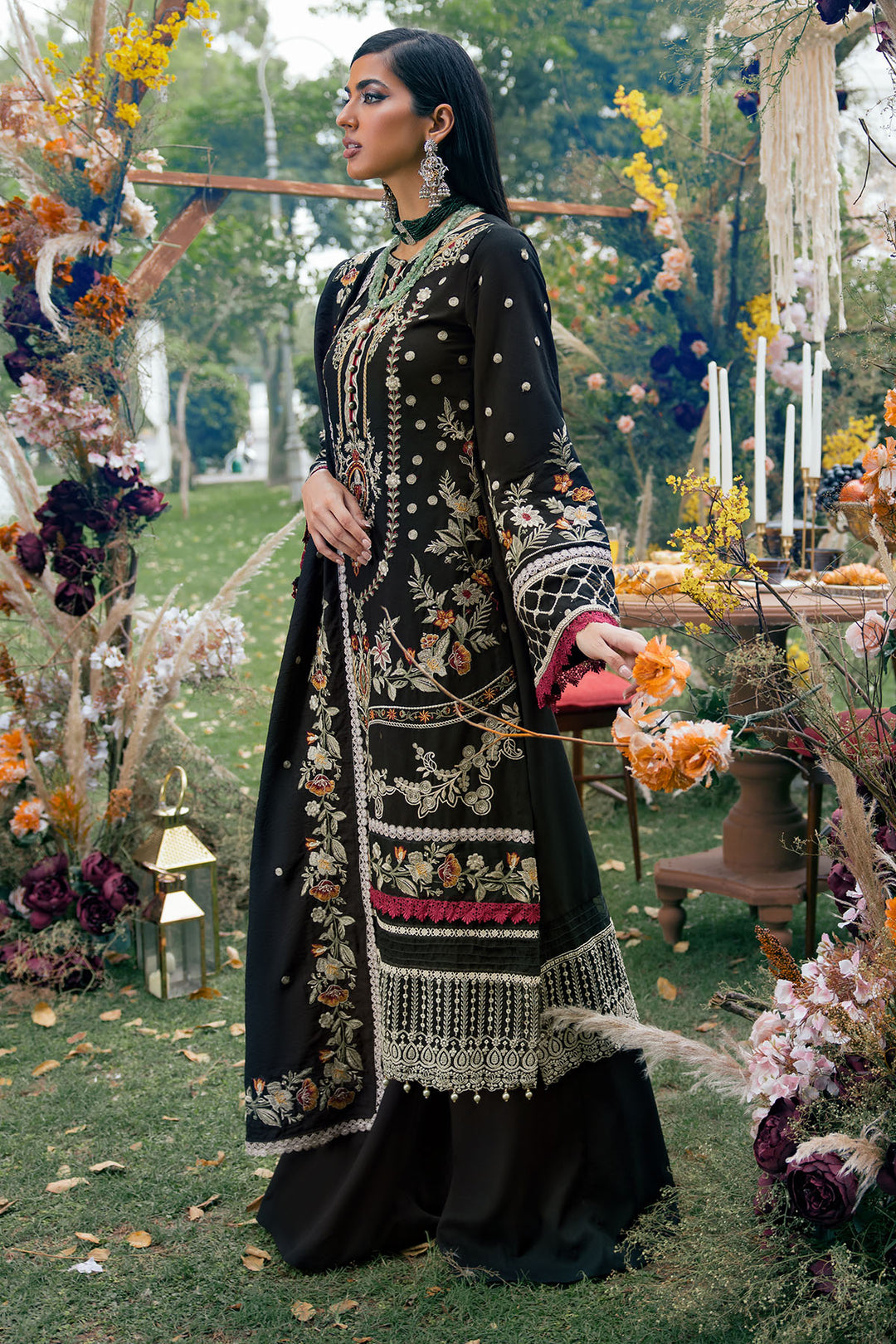 3785-BAILAN EMBROIDERED LINEN STITCHED