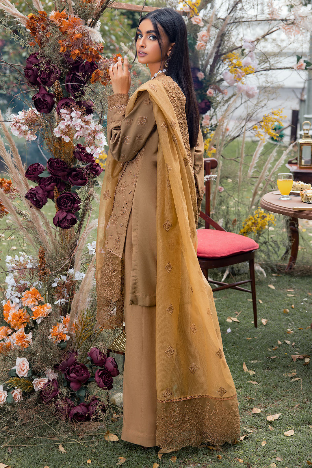 3791-CHELAN EMBROIDERED LINEN STITCHED