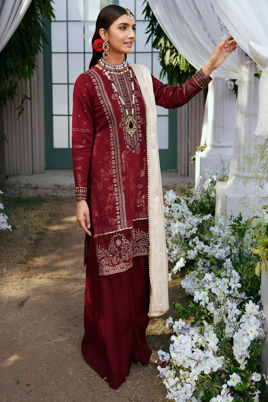 3852-GULNAR EMBROIDERED JACQUARD STITCHED