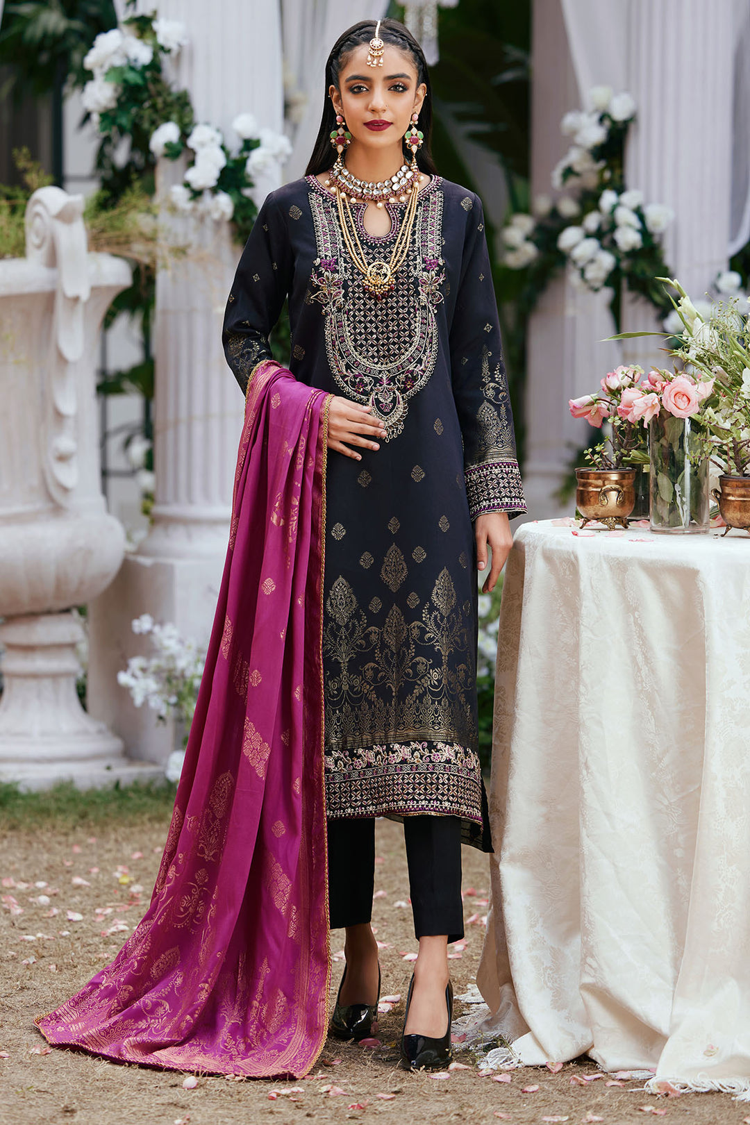 3853-EZEL EMBROIDERED JACQUARD STITCHED