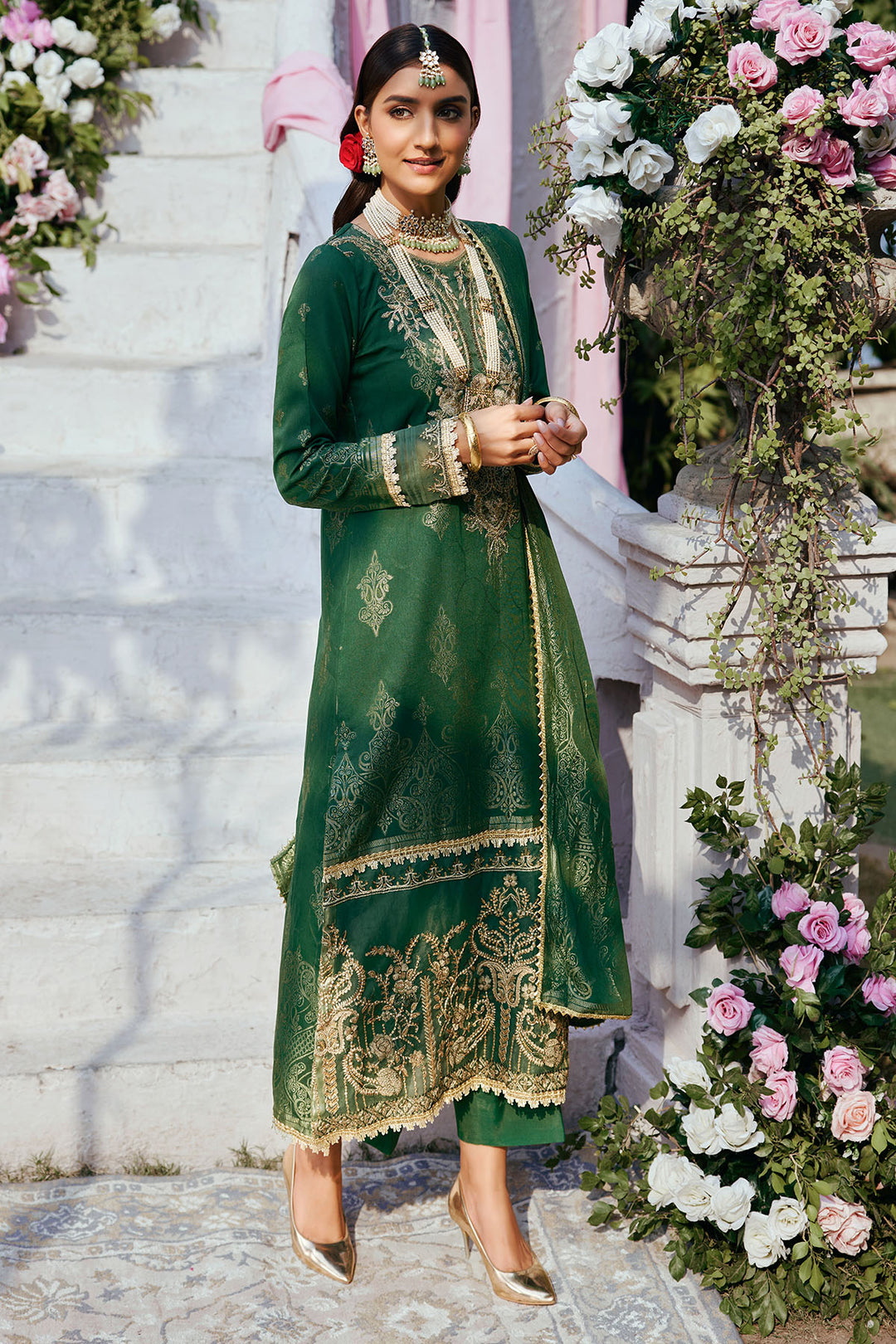 3858-BAHAR EMBROIDERED JACQUARD STITCHED