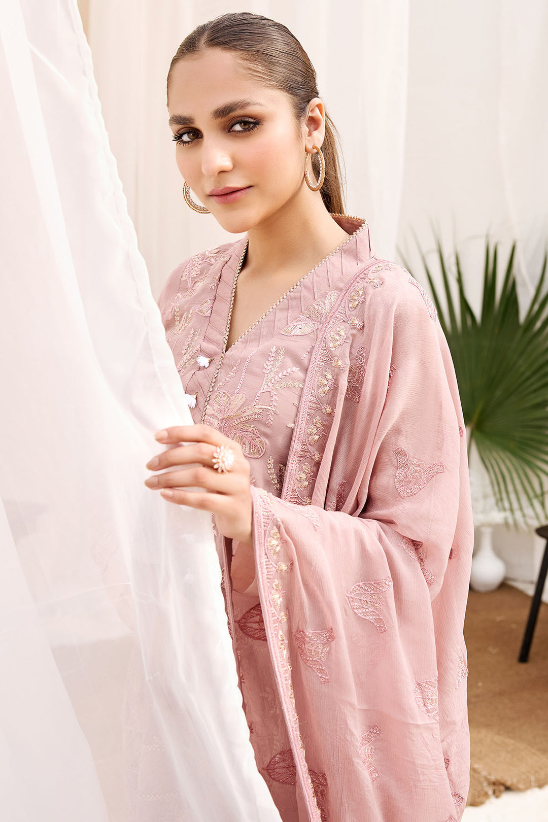 3882-SILVER EMBROIDERED BEMBERG CHIFFON UNSTITCHED