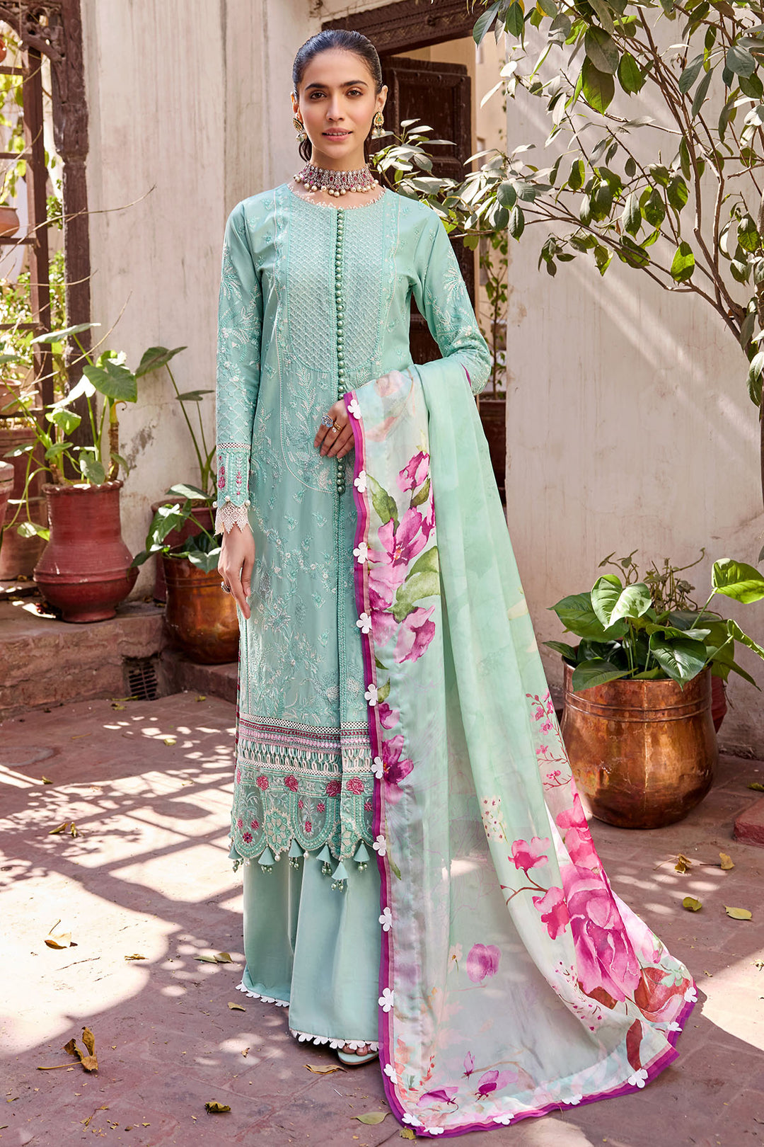4047-GISELLA EMBROIDERED LAWN STITCHED