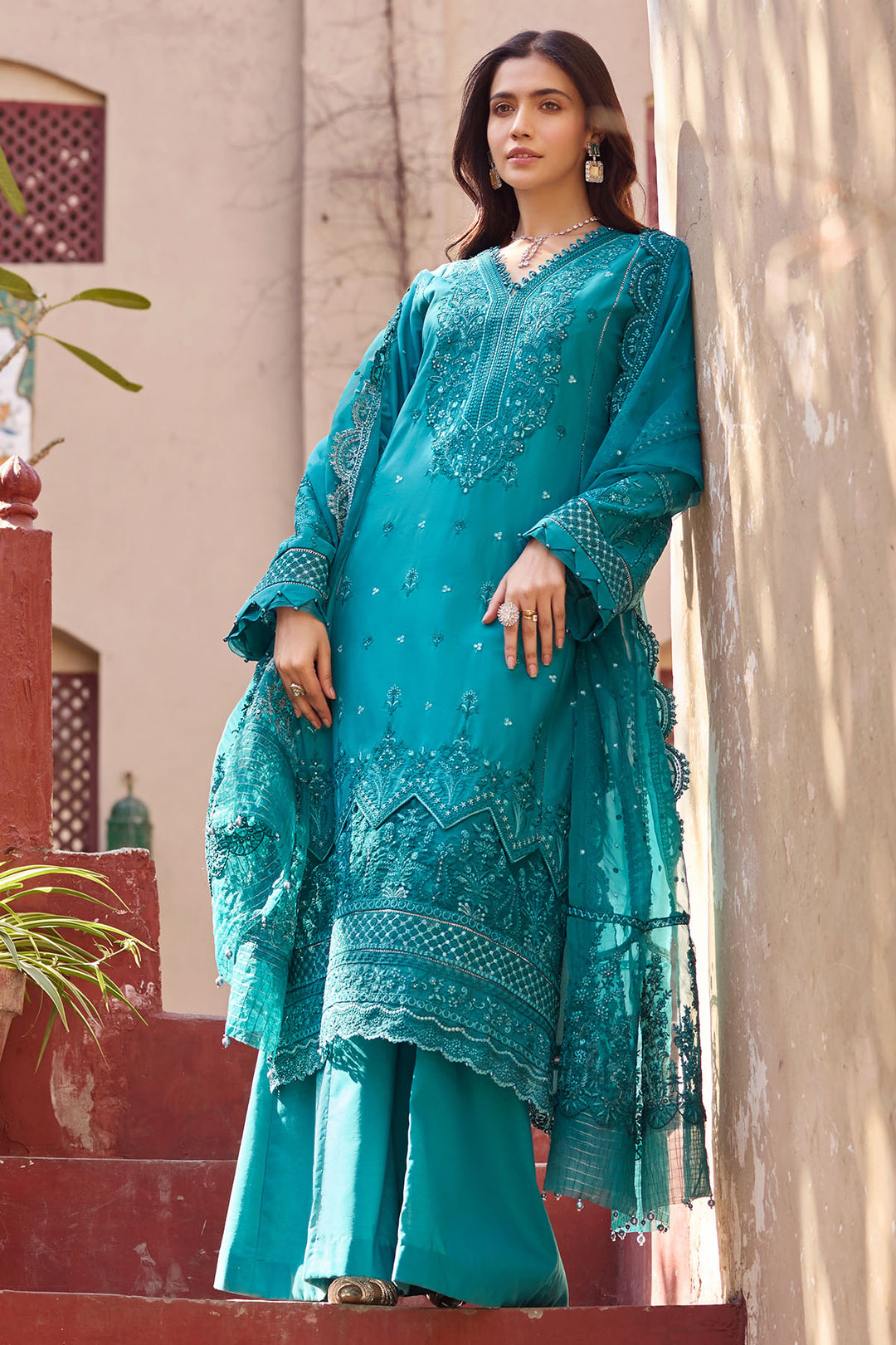 4049-AVERY EMBROIDERED LAWN UNSTITCHED