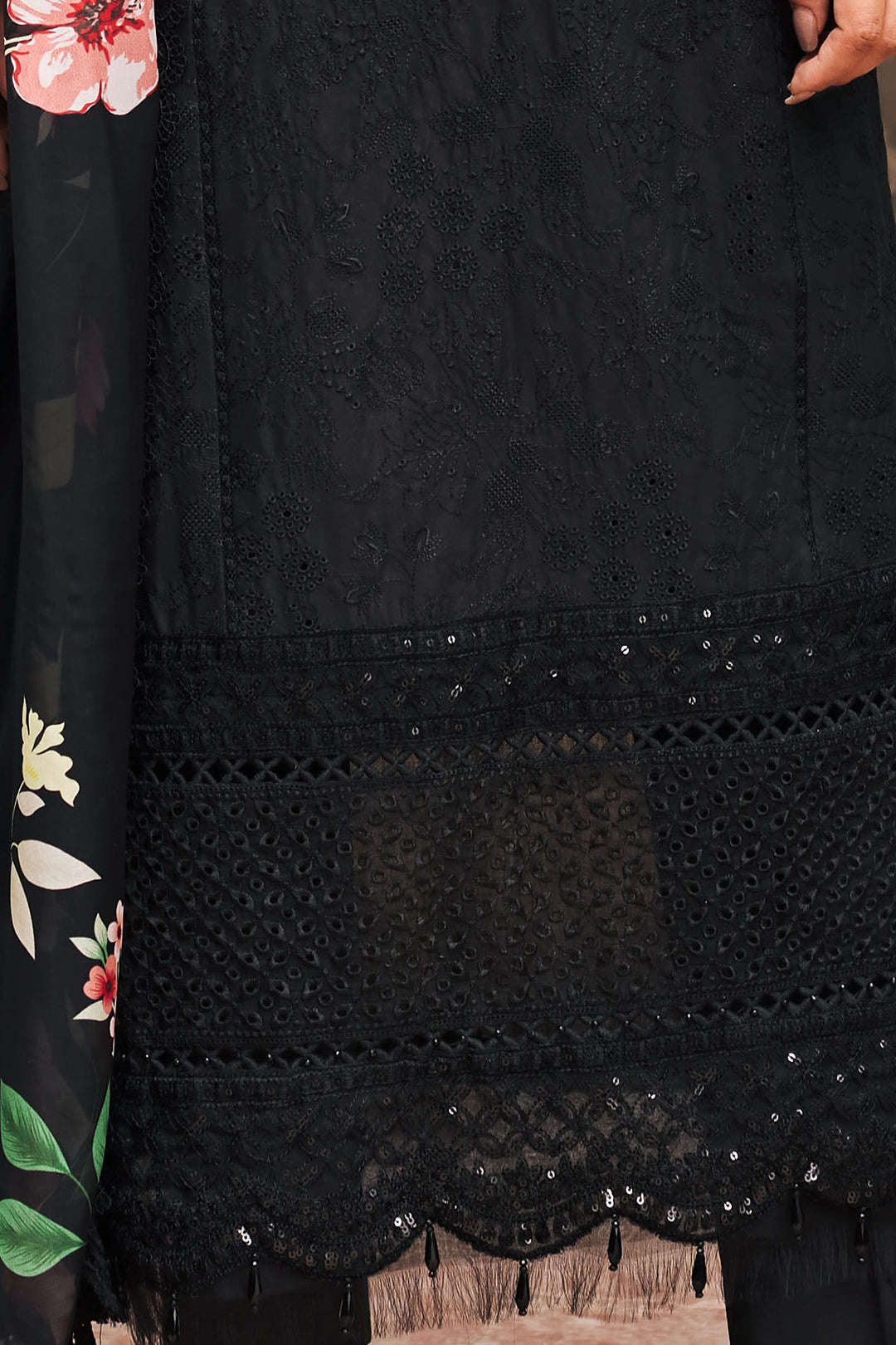 3984-MIRAN EMBROIDERED LAWN UNSTITCHED