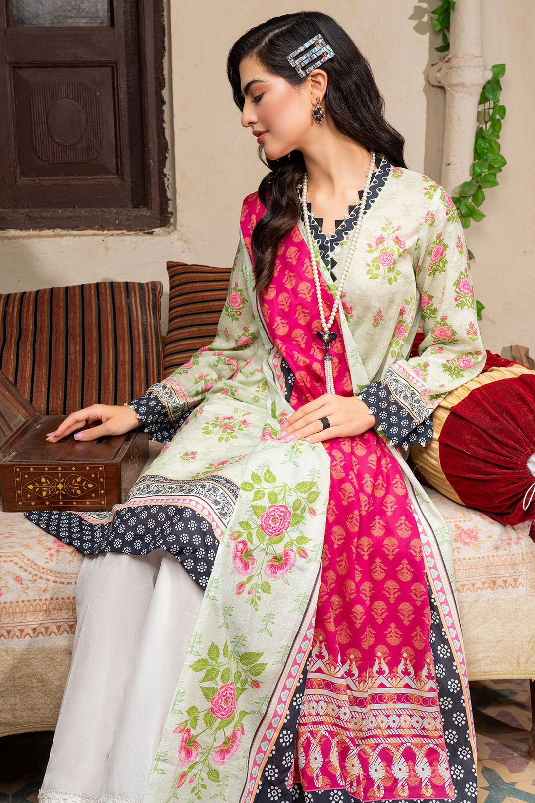 0233-PRINT-A DIGITAL PRINTED LAWN UNSTITCHED