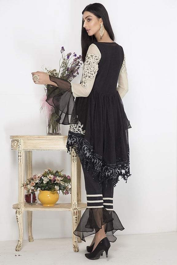 1748-BLACK-WHITE EMBROIDERED COTTON NET STITCHED
